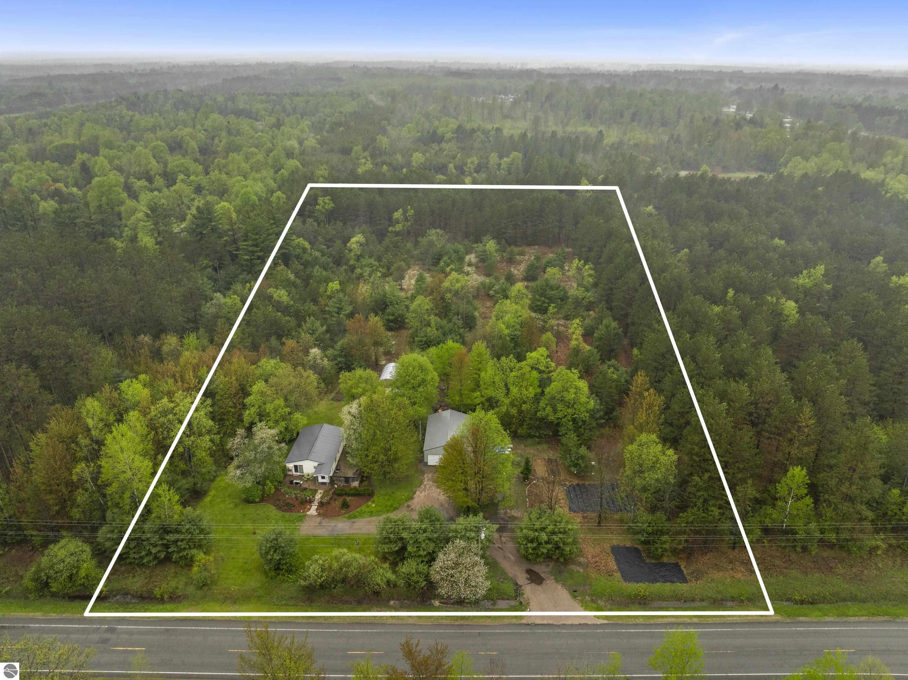 11774 Healey Lake Road