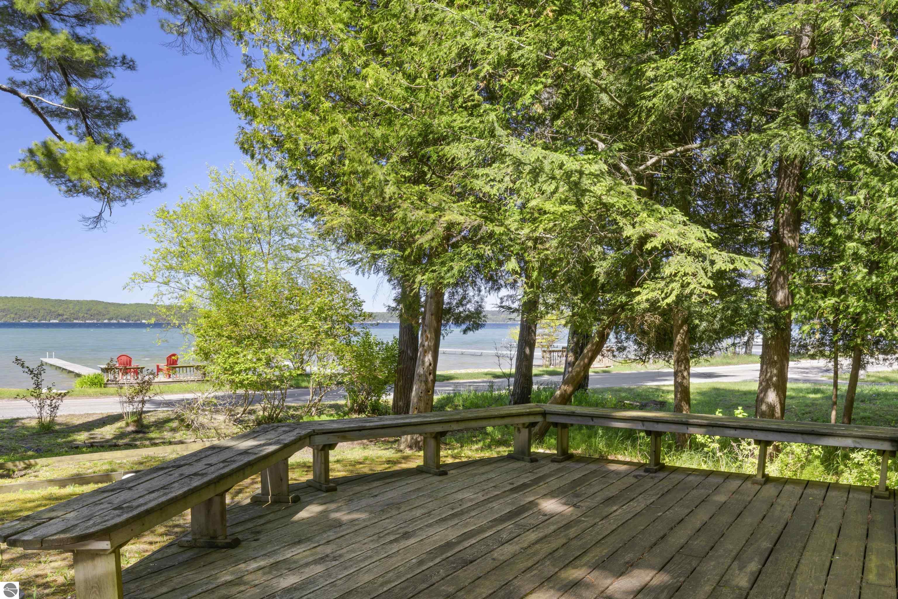 1313 E South Shore Drive