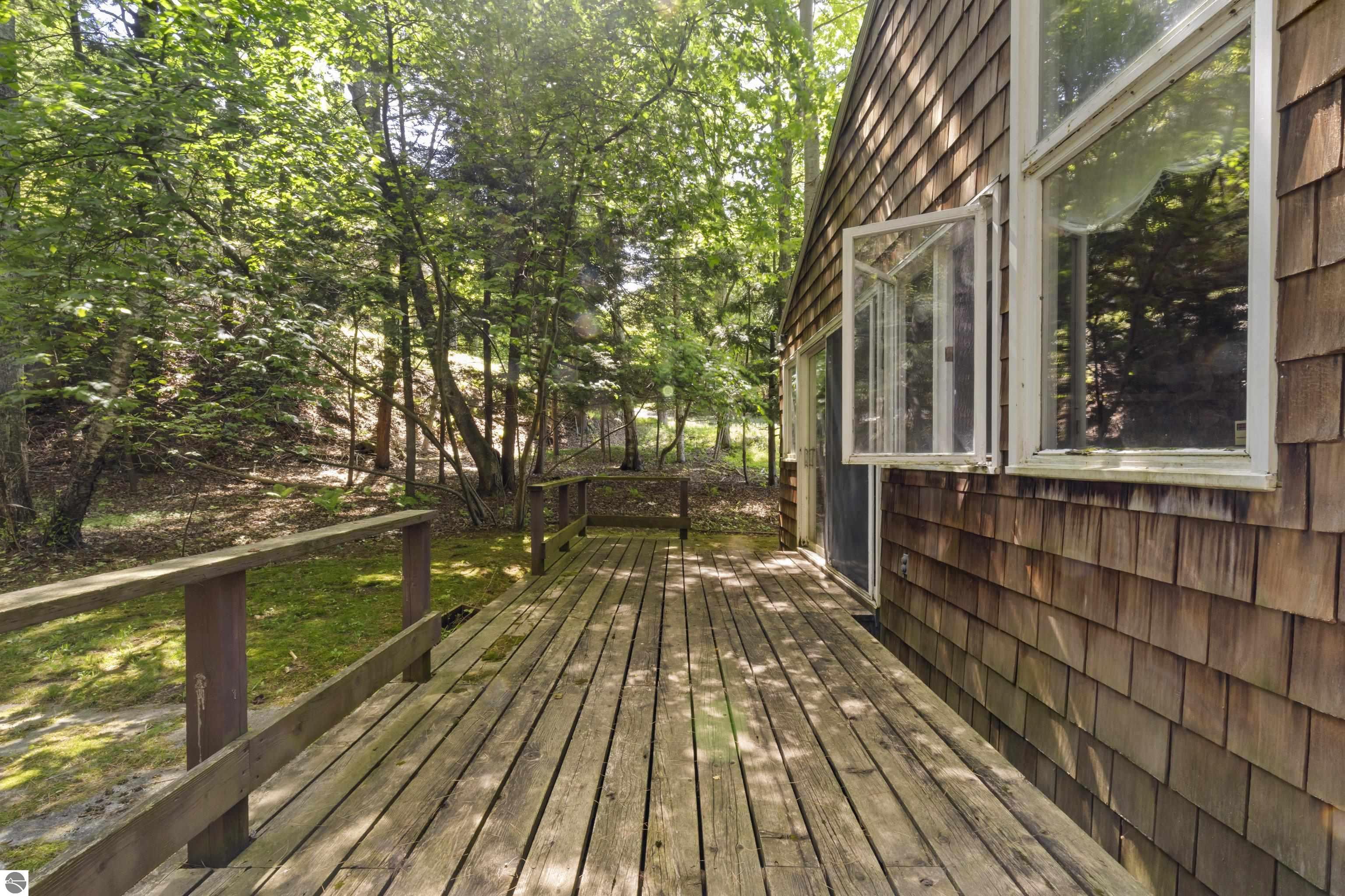 1313 E South Shore Drive