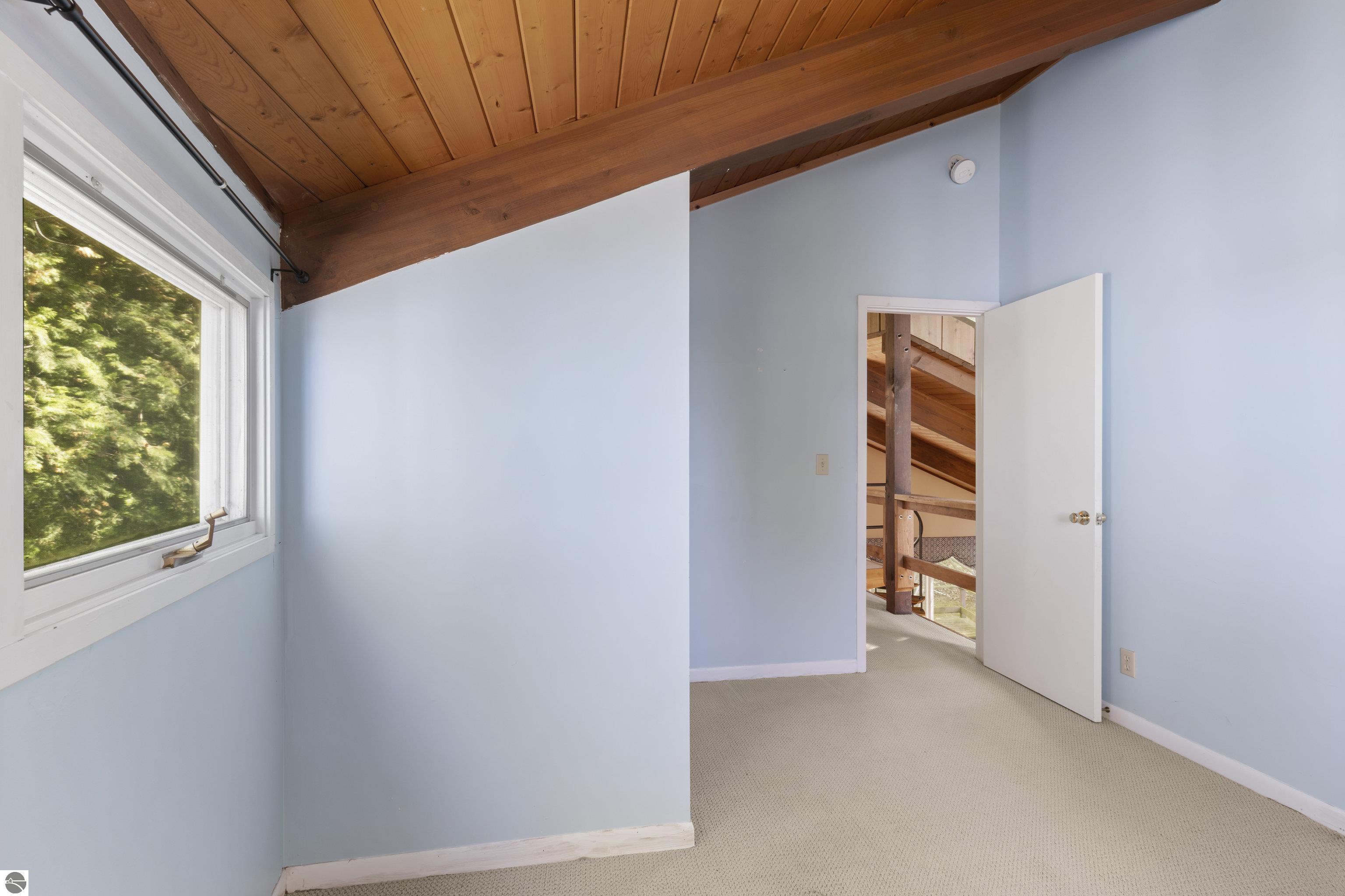 1313 E South Shore Drive