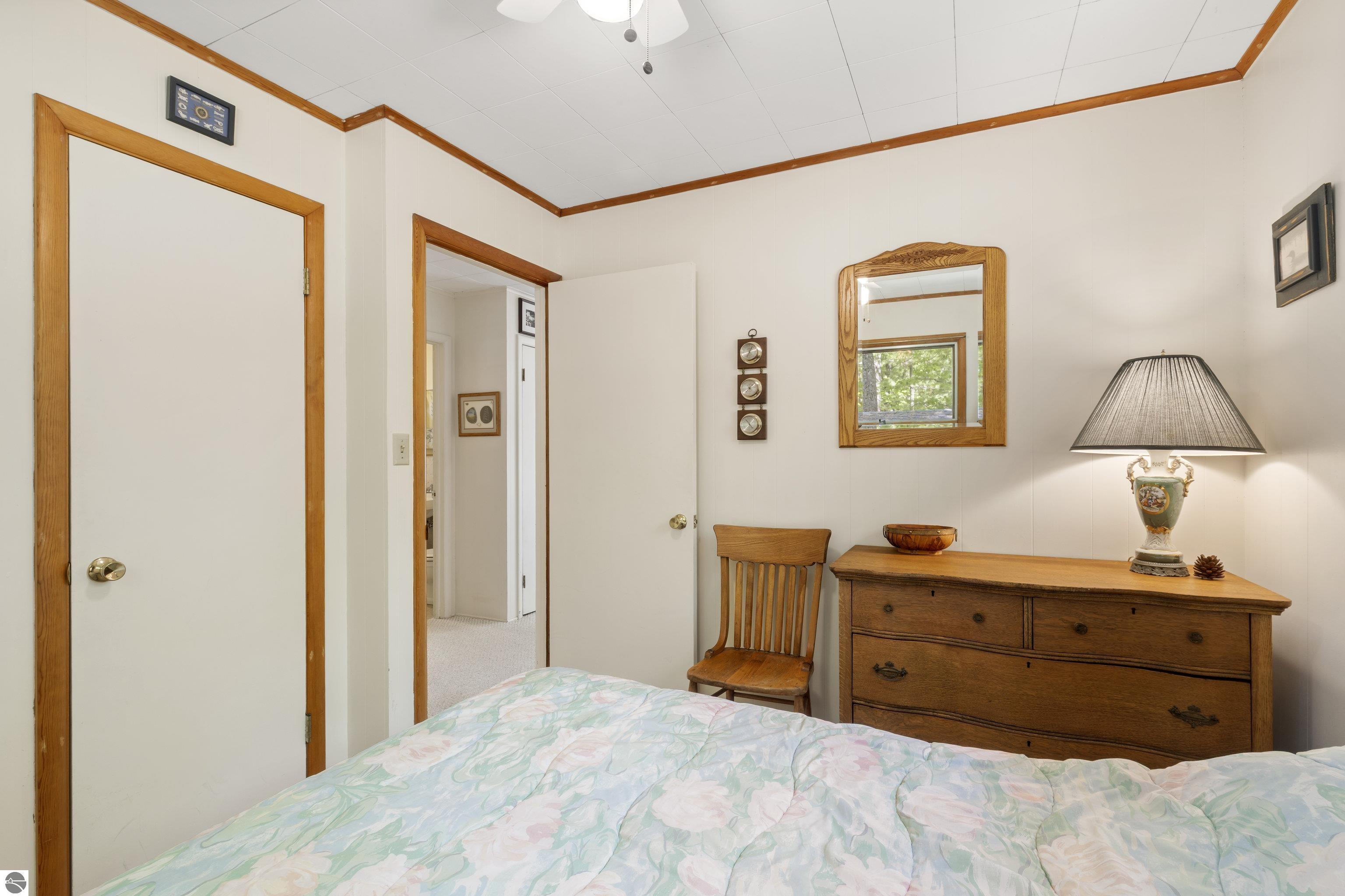 5328 Birch Trail