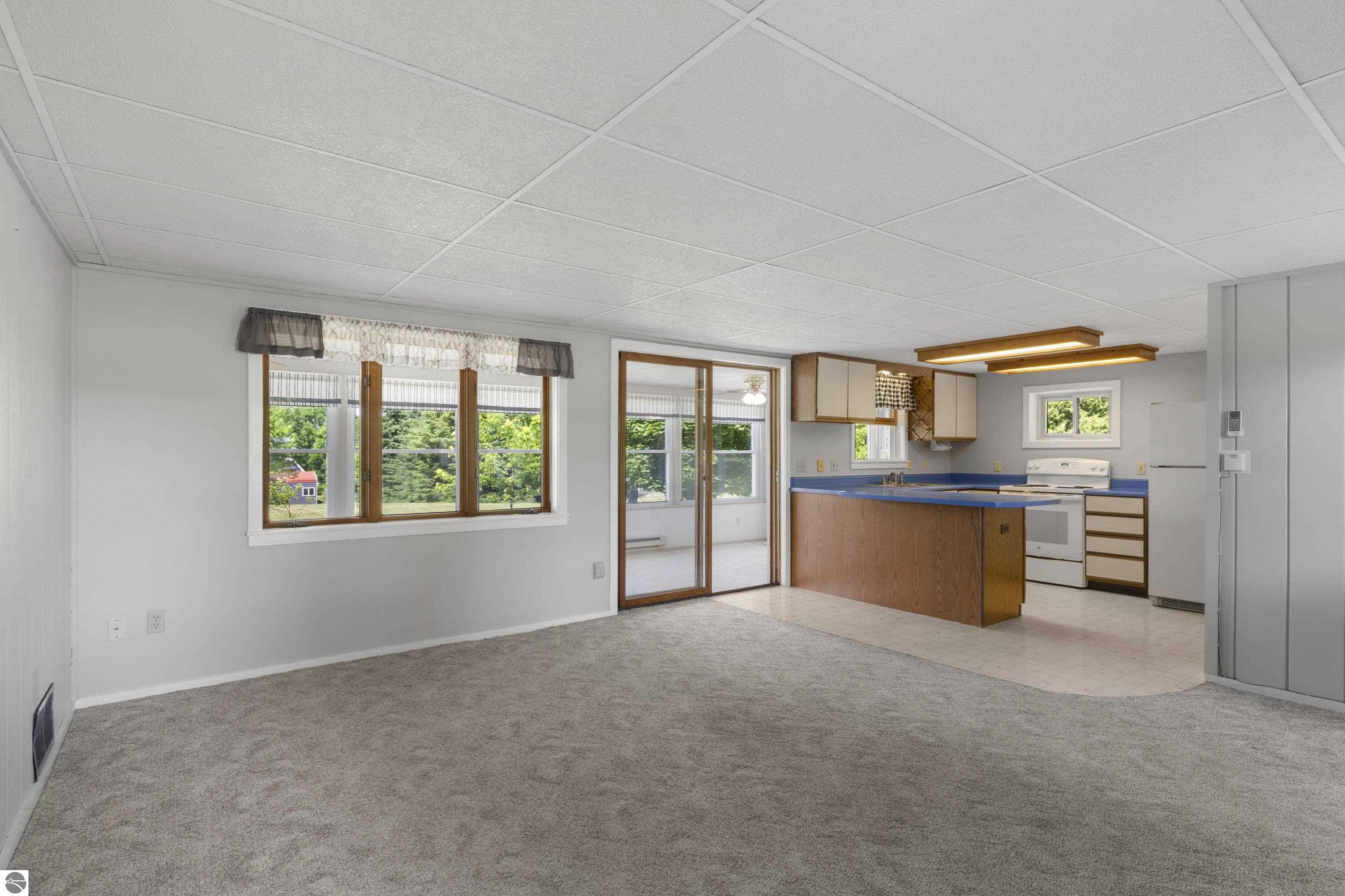 6756 Potter Road