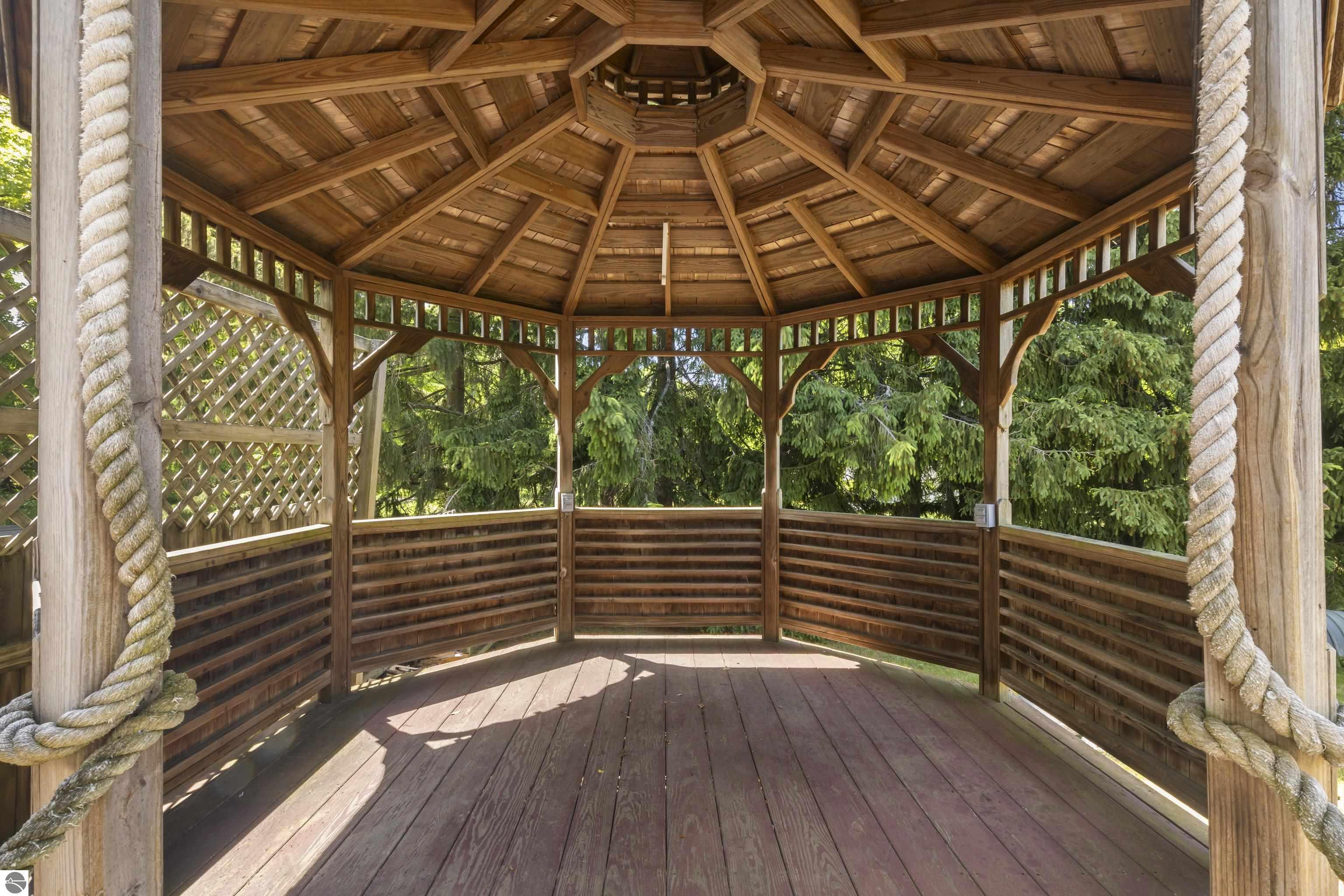 6756 Potter Road