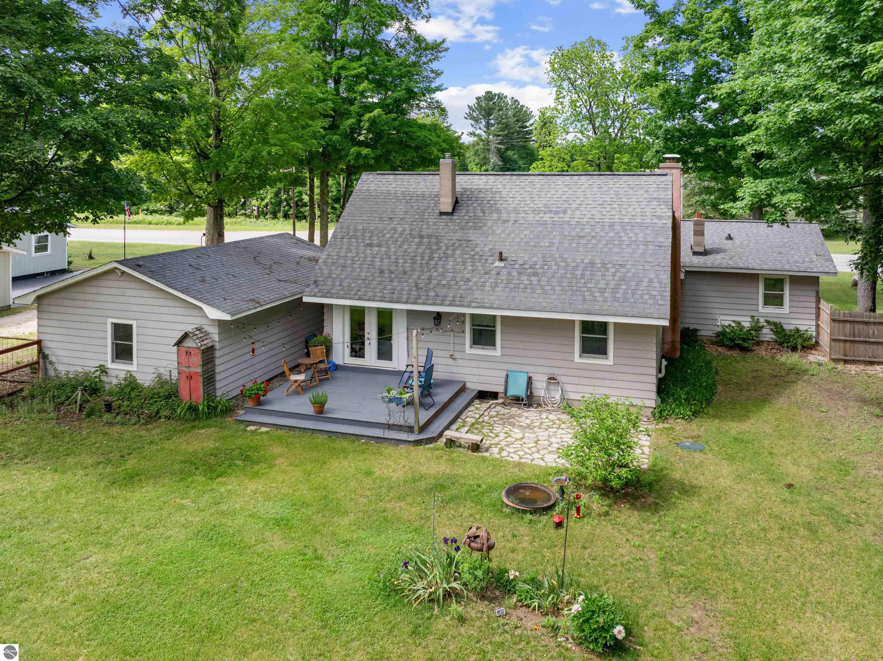 9055 Homestead Road