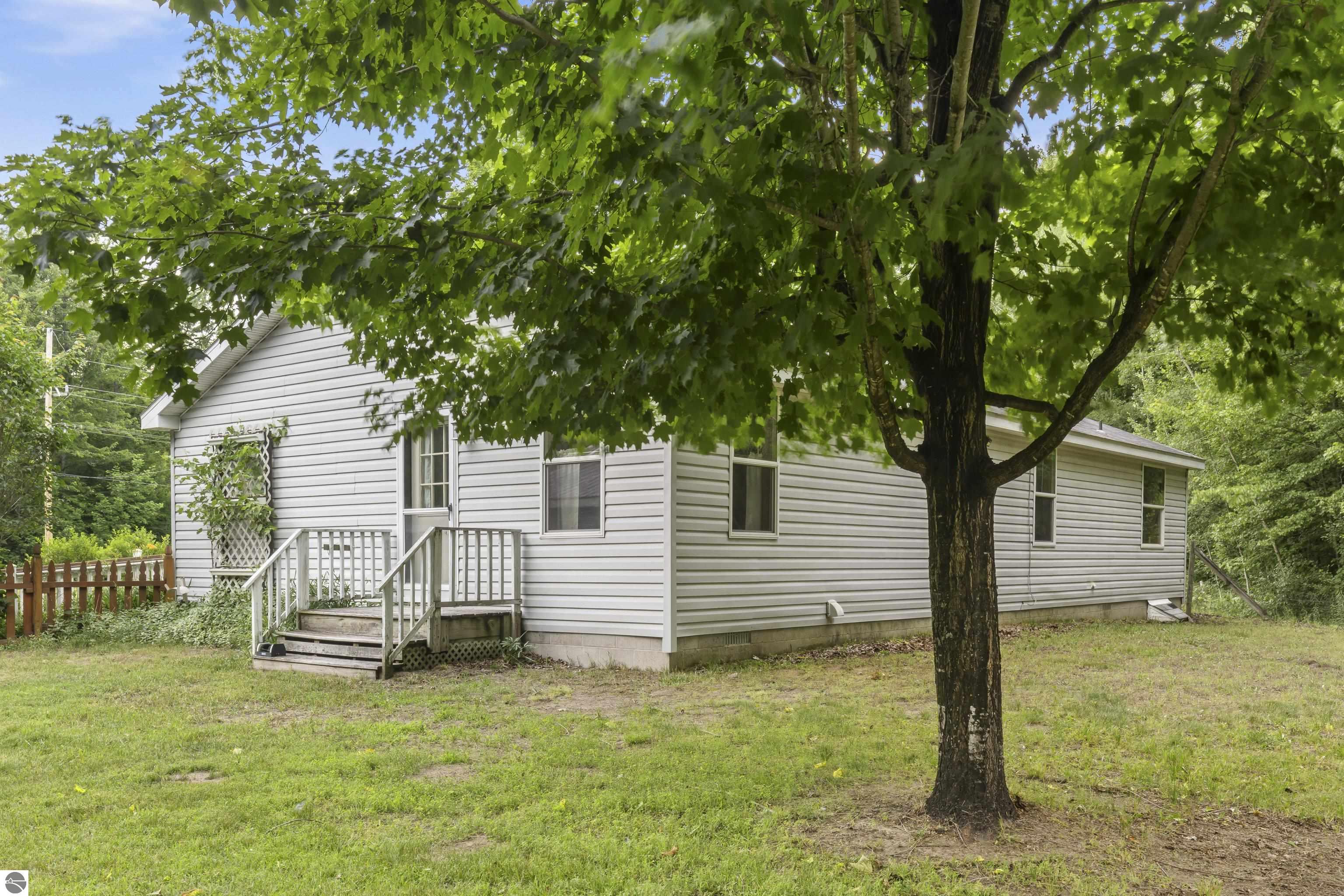 3839 Wallaker Road