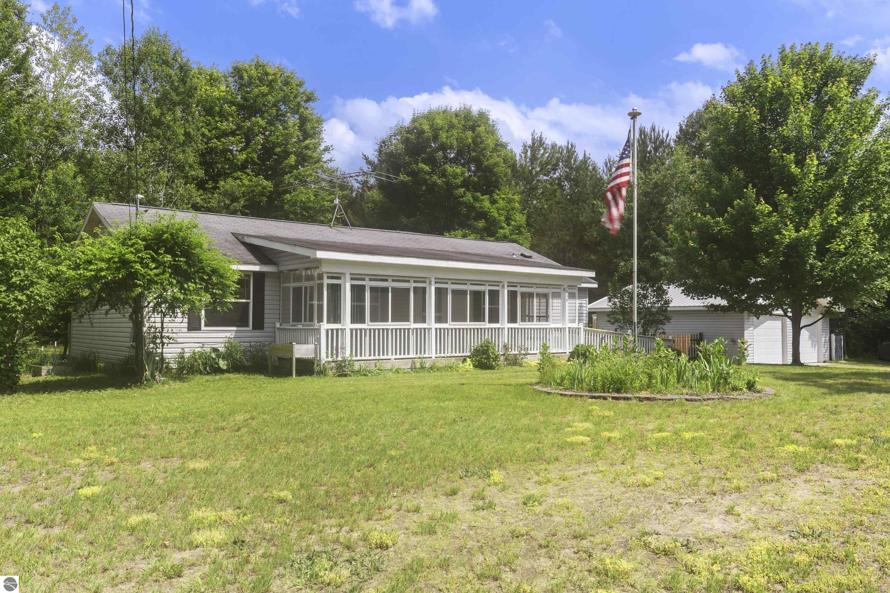 3839 Wallaker Road