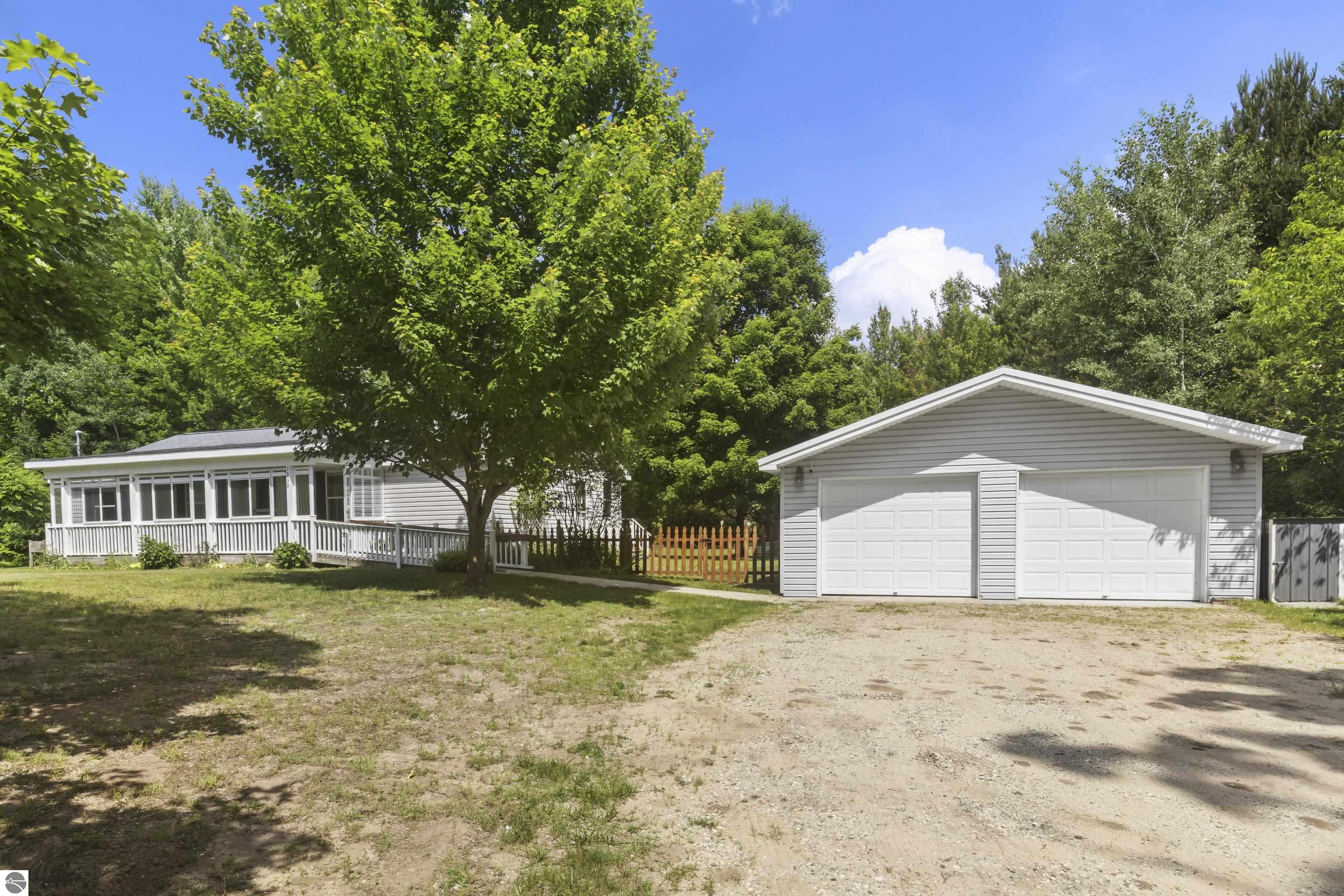 3839 Wallaker Road