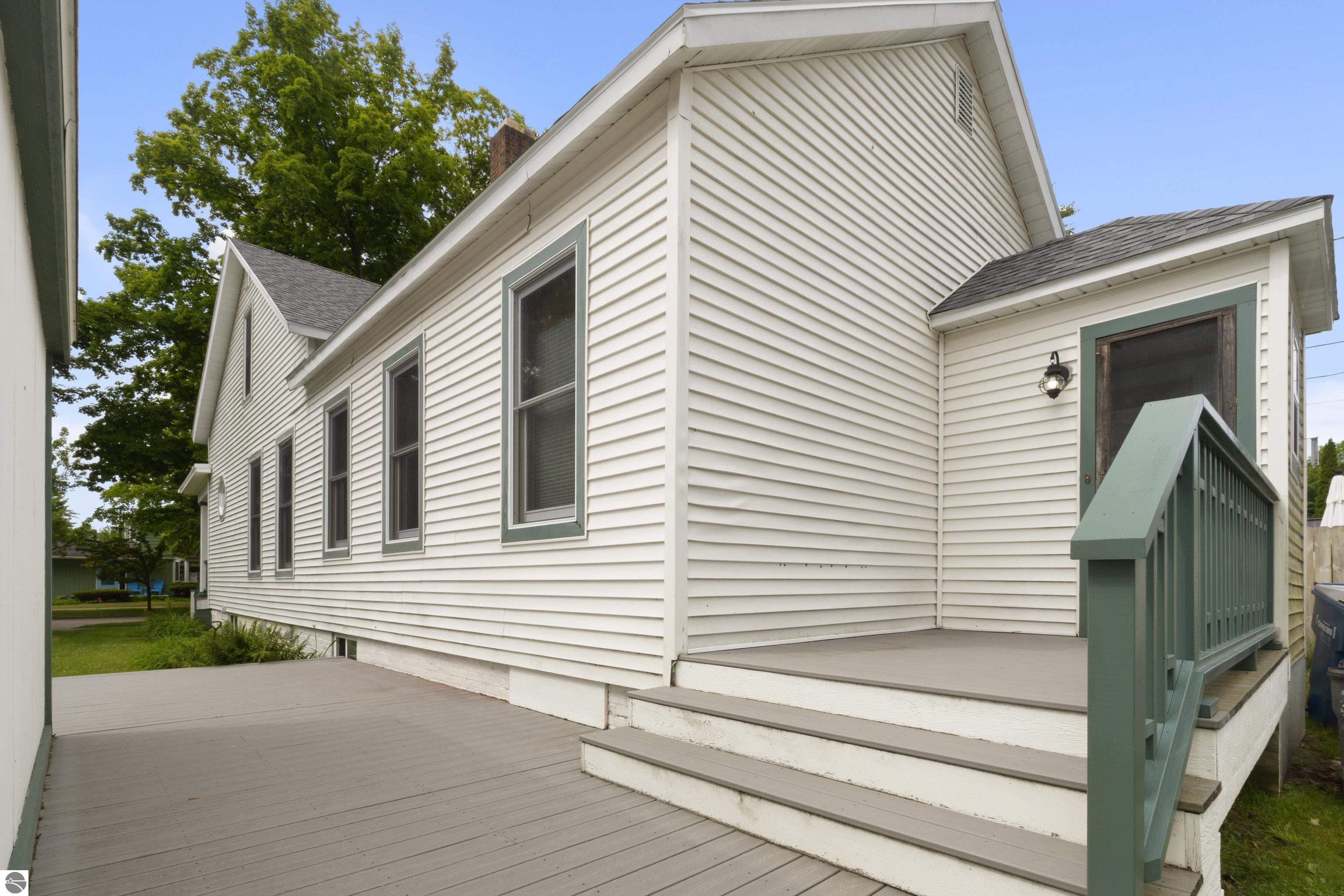 315 Forest Avenue