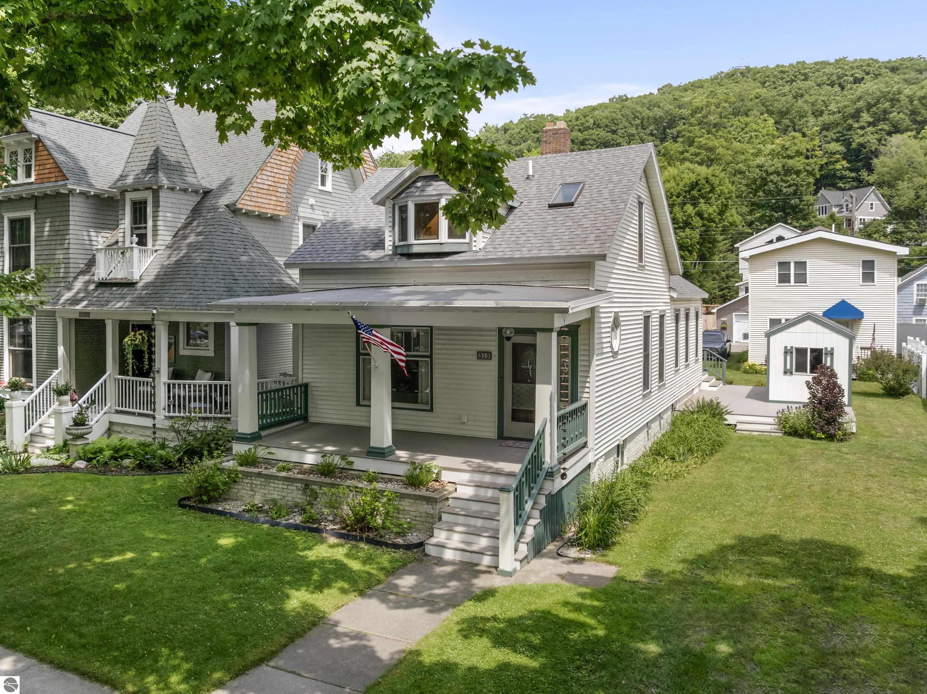 315 Forest Avenue