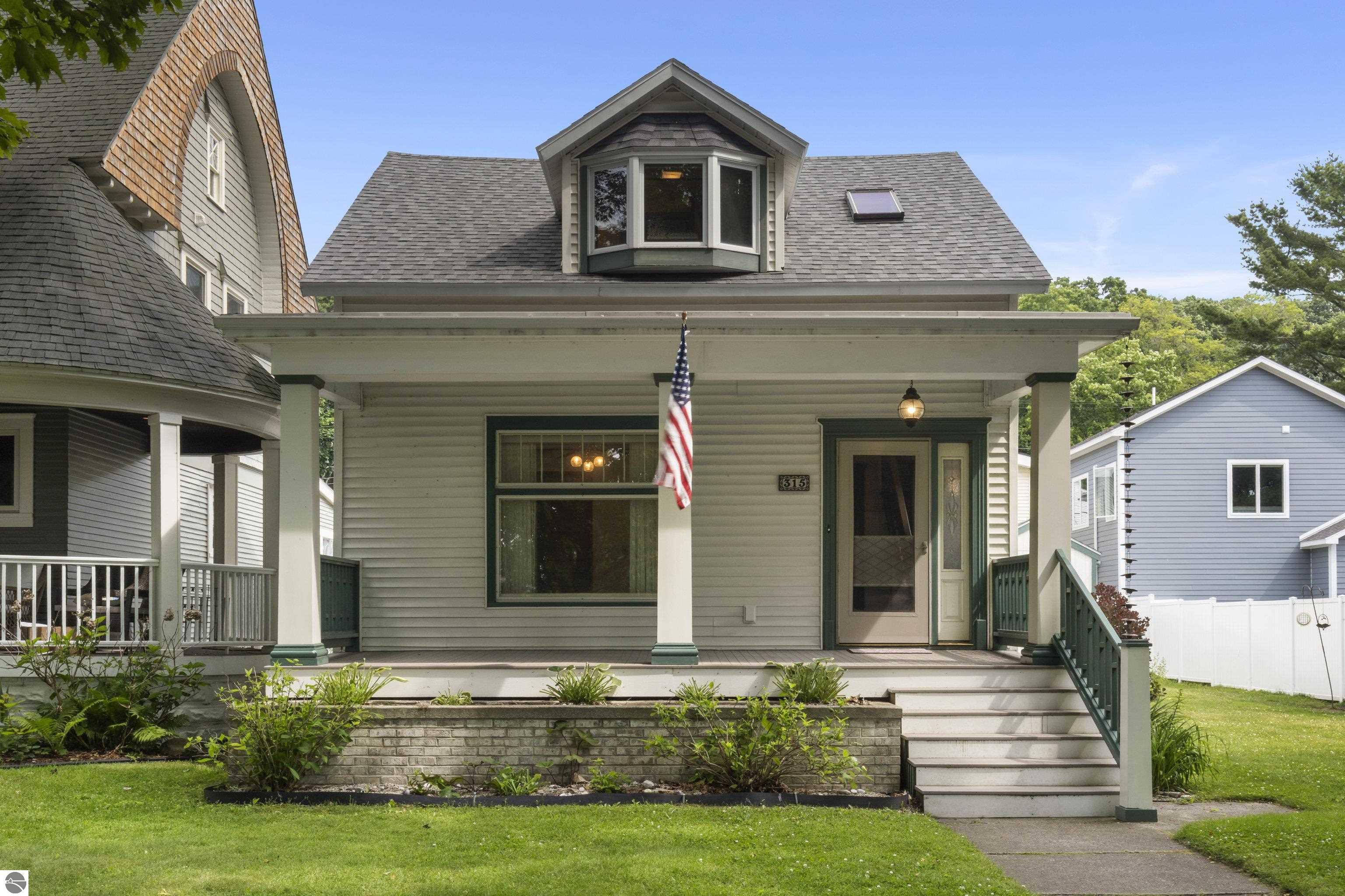 315 Forest Avenue
