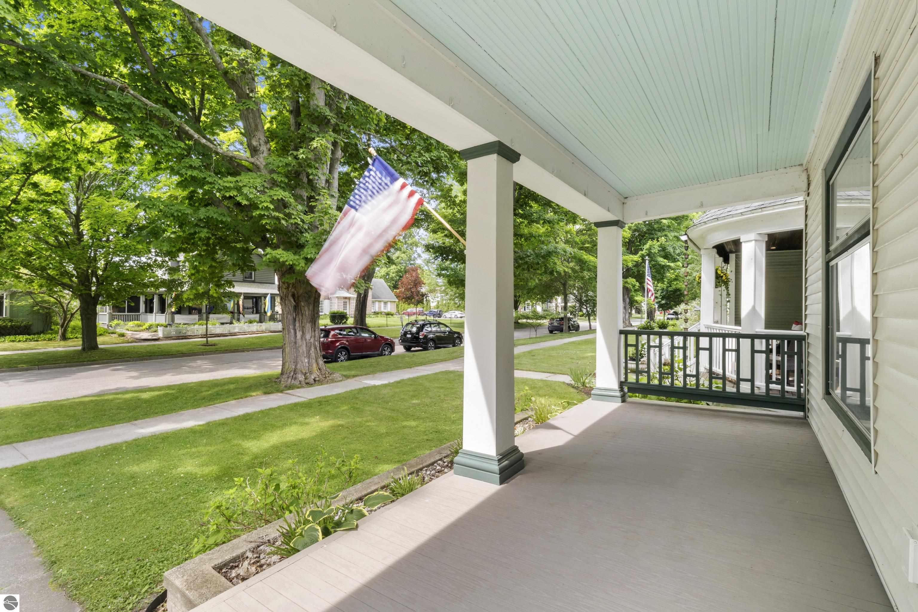 315 Forest Avenue