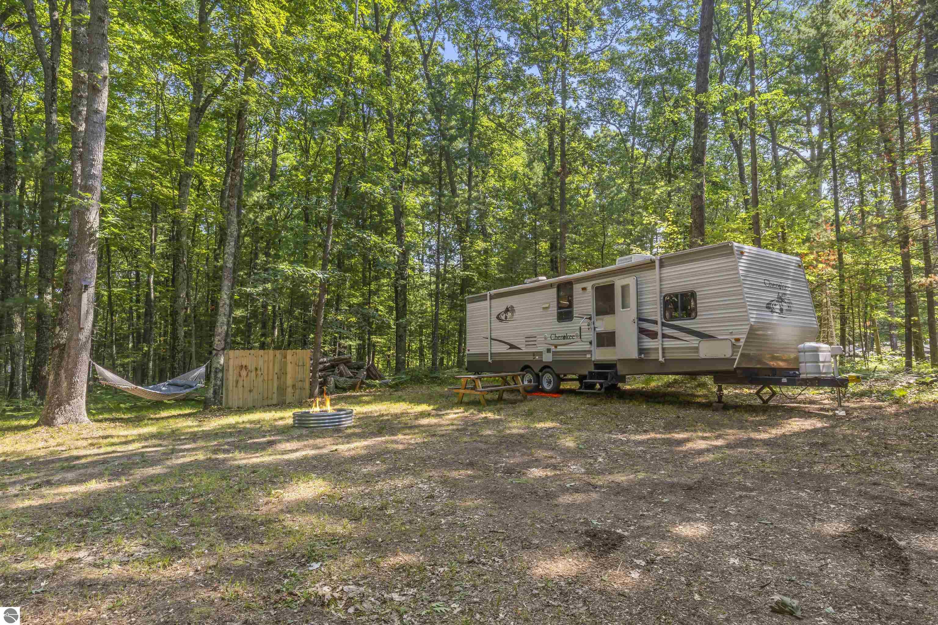 6098 W 9 Mile Road