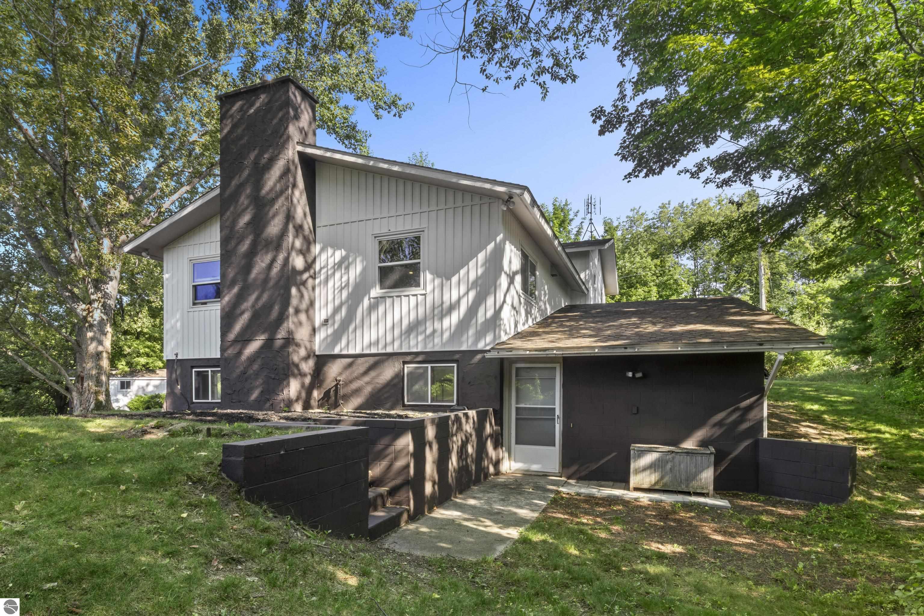 1044 Eden Hill Road