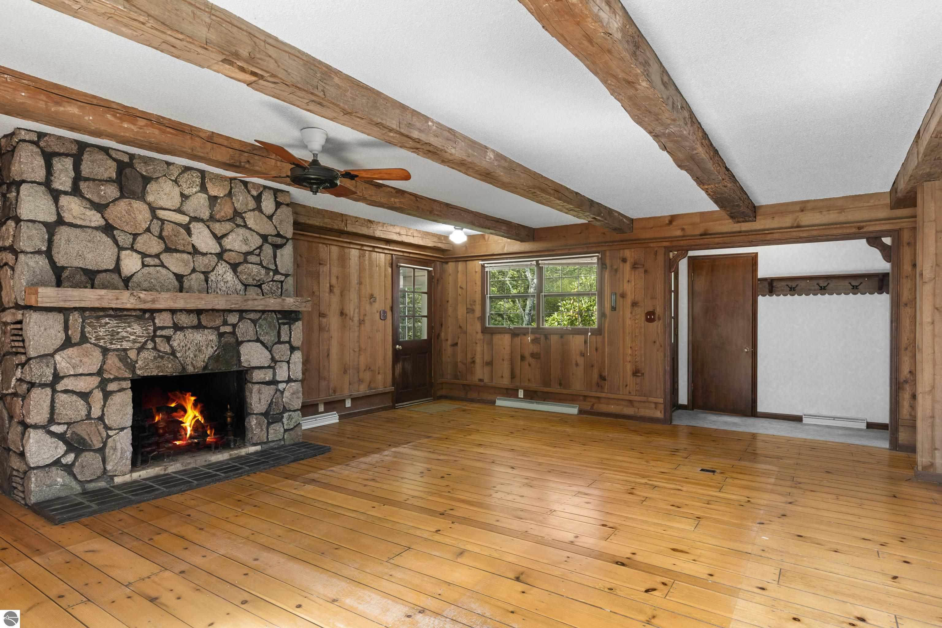 9095 Bear Creek Drive