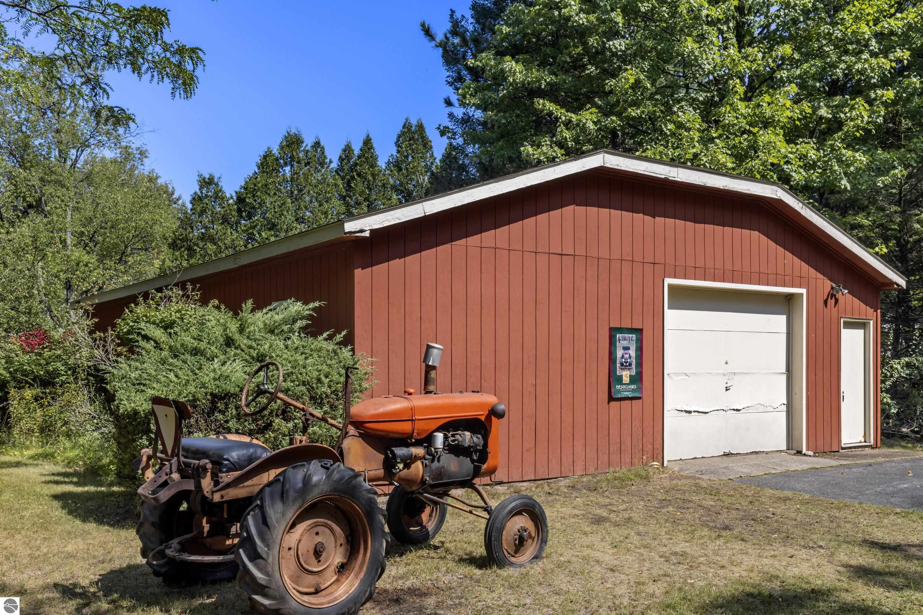 9095 Bear Creek Drive