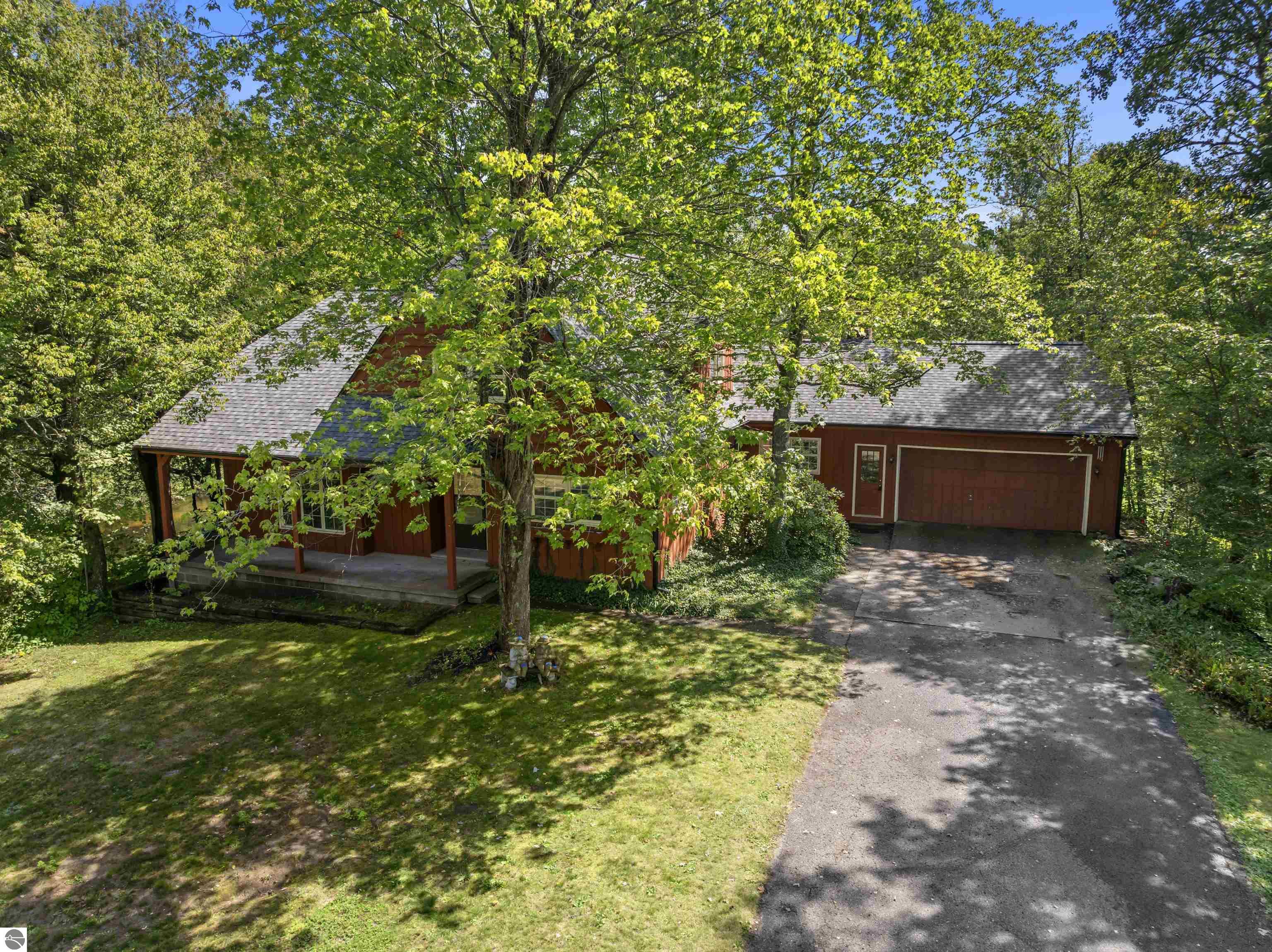 9095 Bear Creek Drive