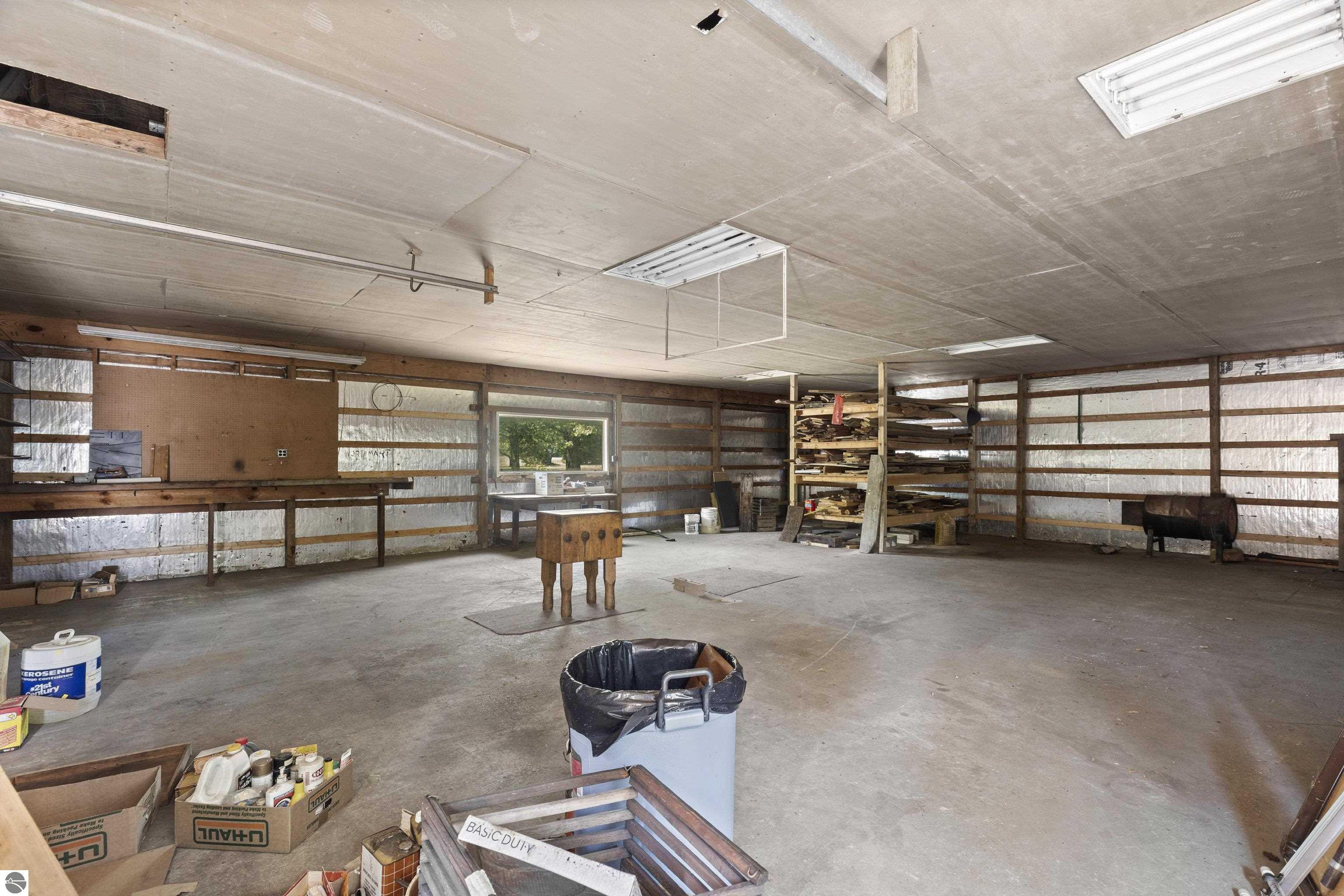 9095 Bear Creek Drive