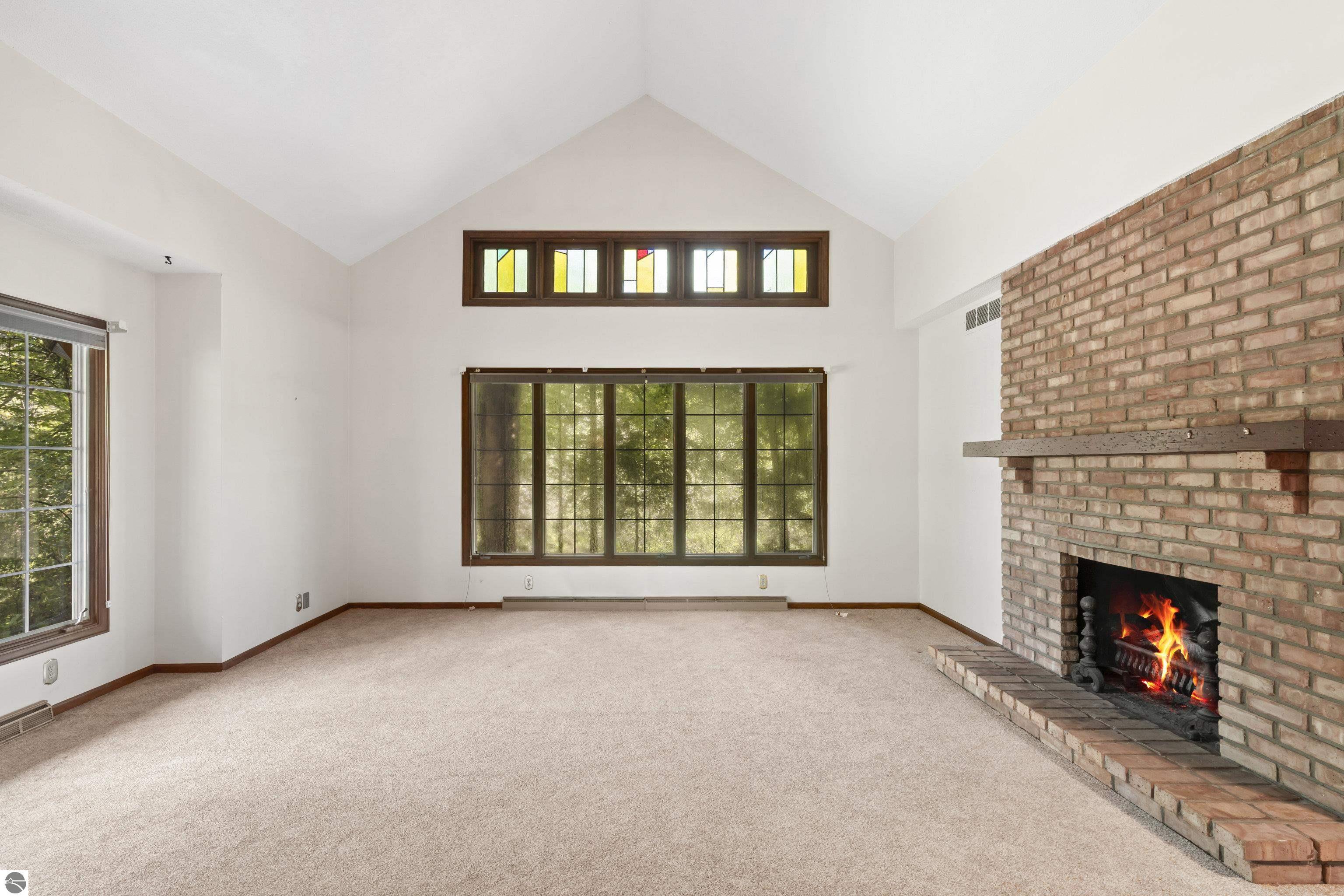 9095 Bear Creek Drive