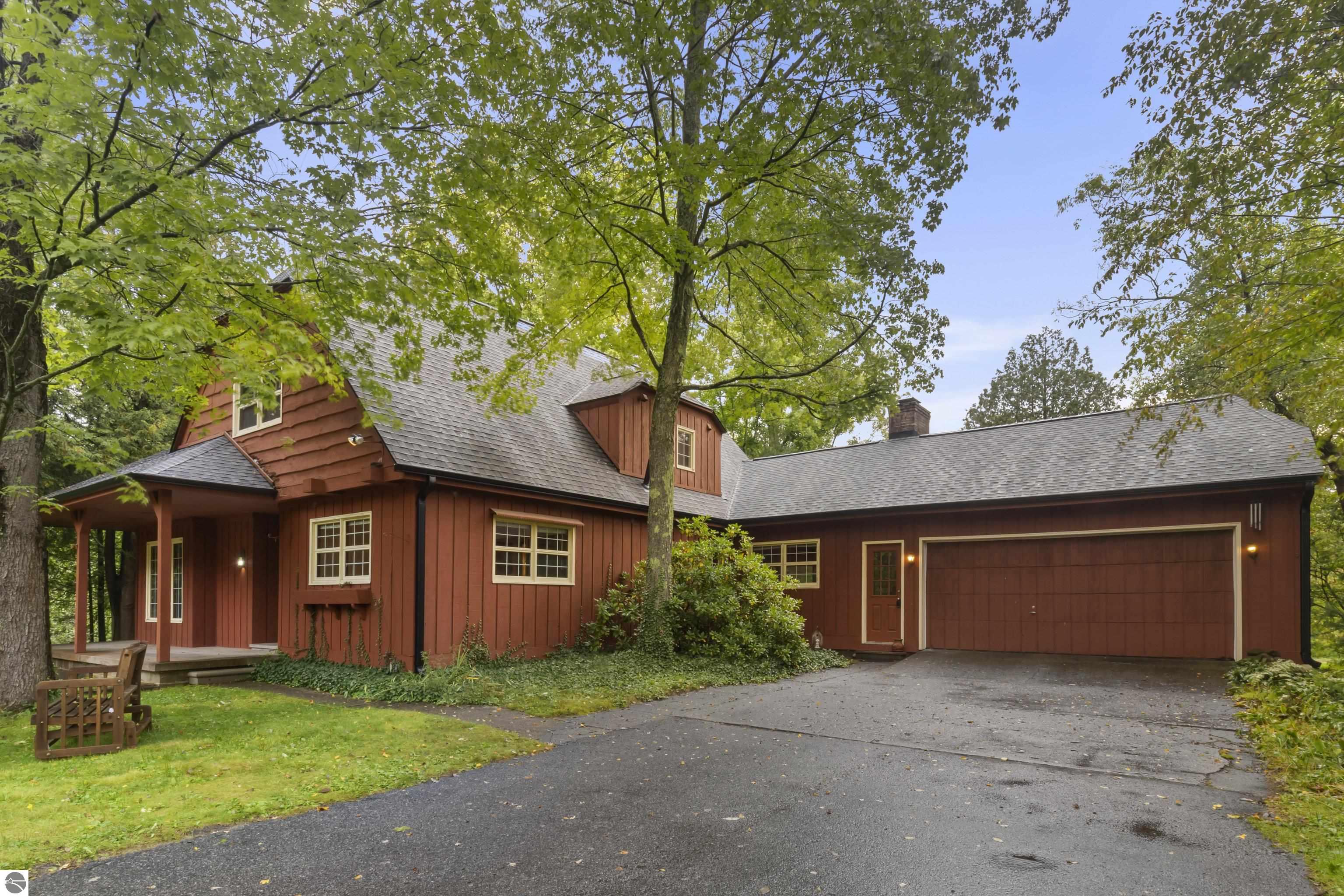 9095 Bear Creek Drive