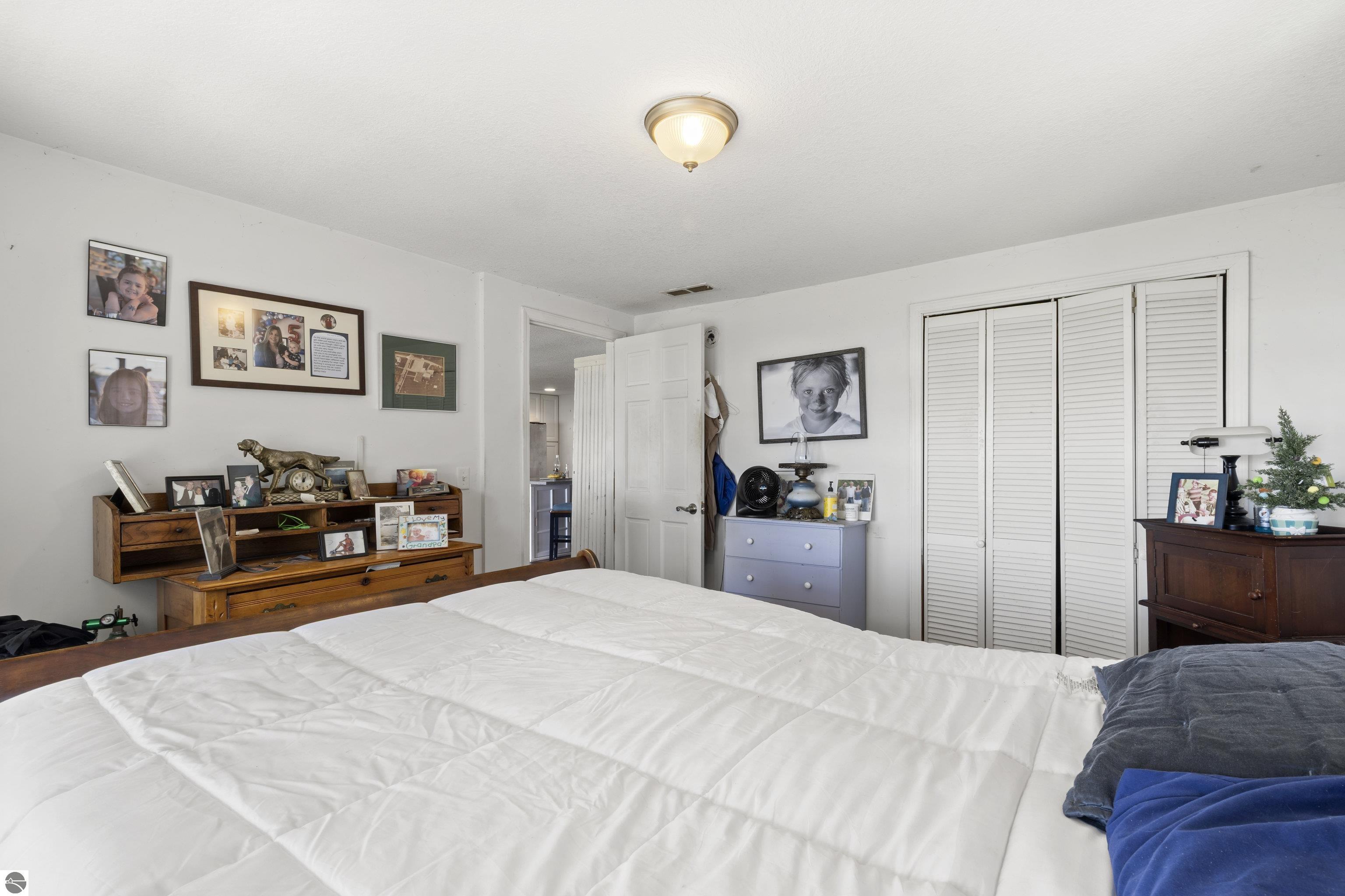 7542 Crystal Drive