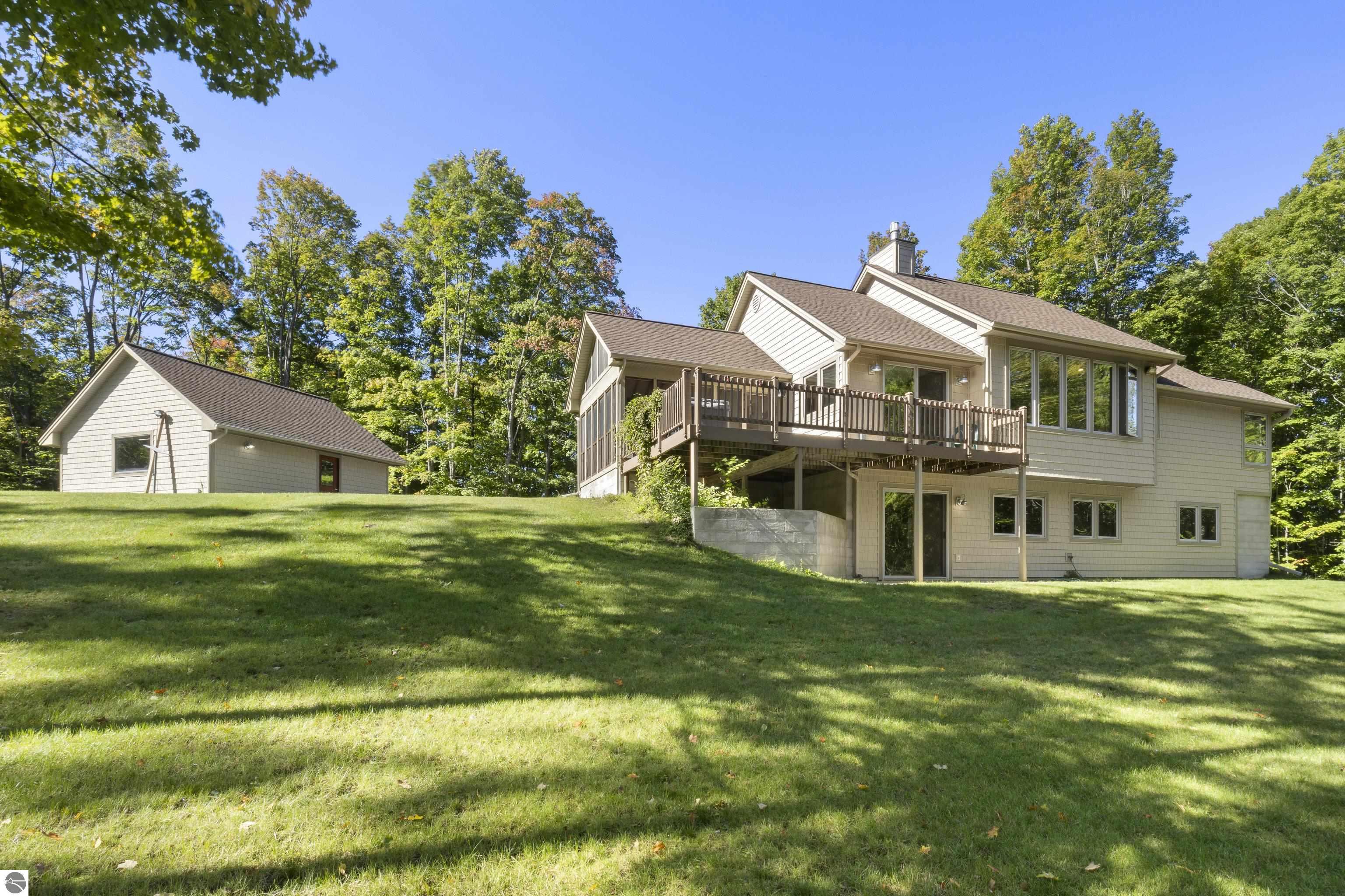 21125 Valencourt Road