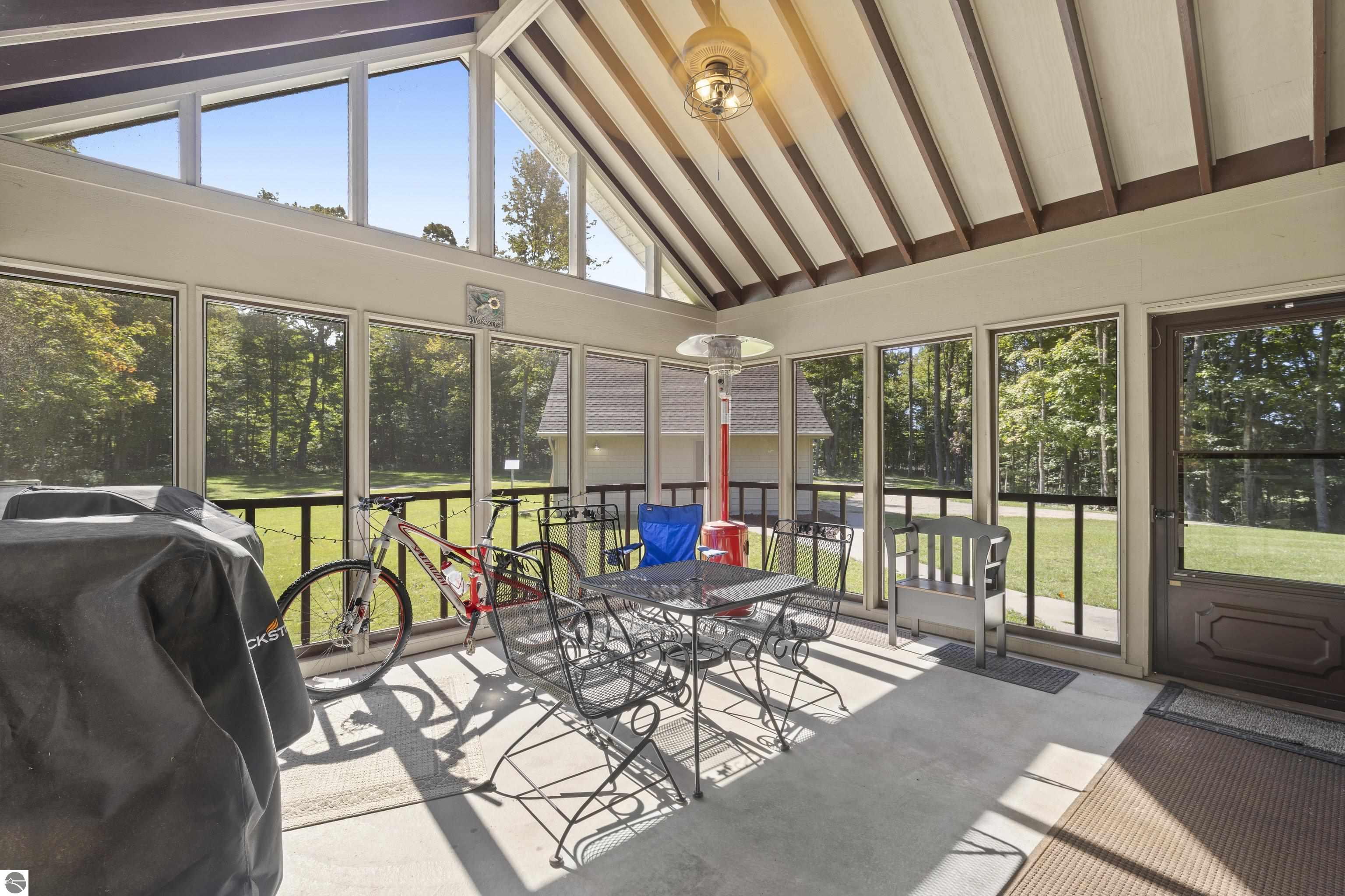 21125 Valencourt Road
