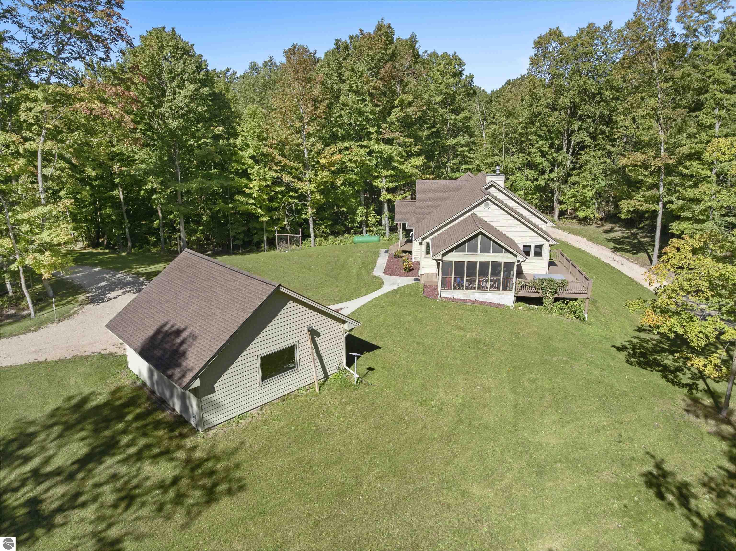 21125 Valencourt Road