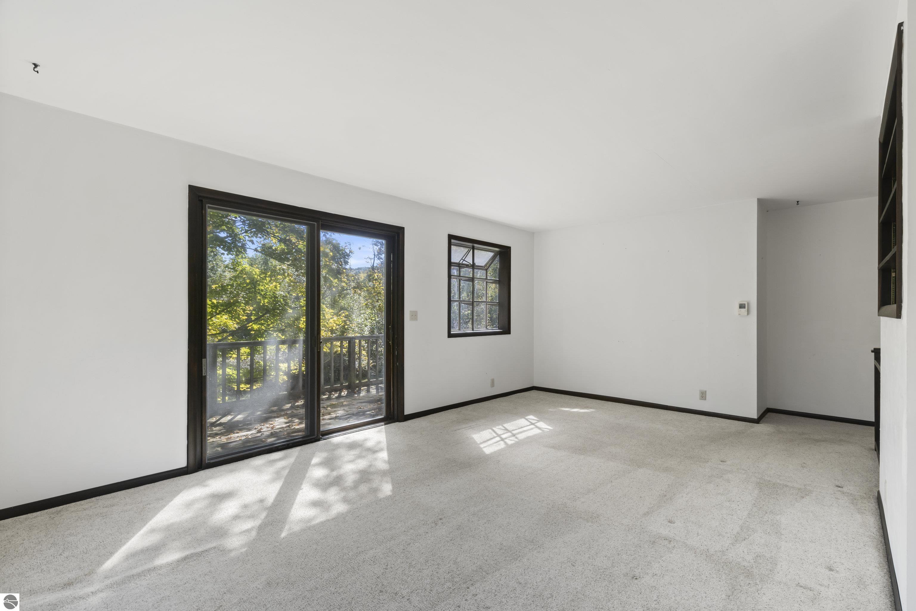 4477 Mollineaux Road