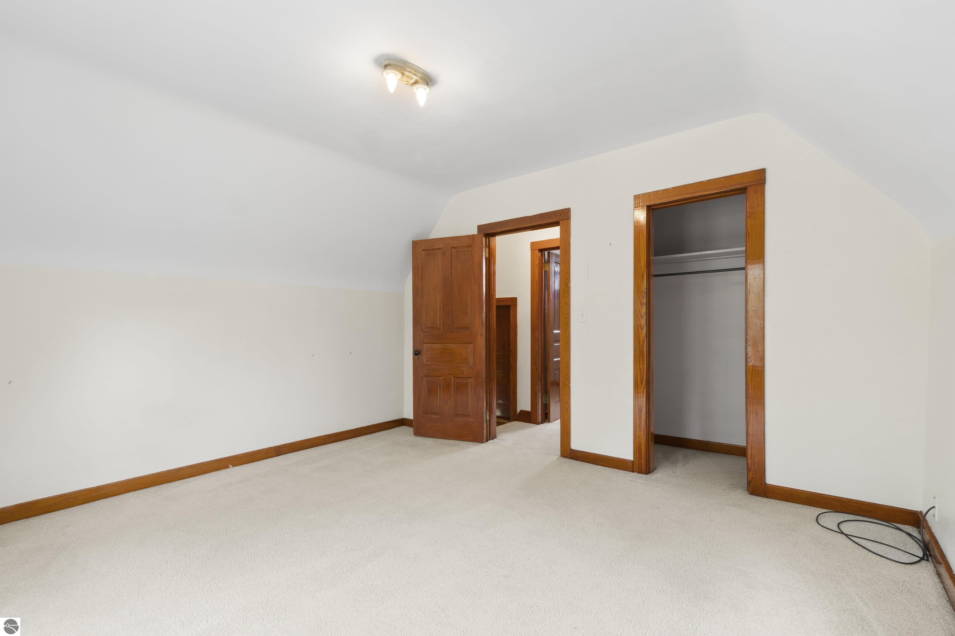 242 E Tenth Street