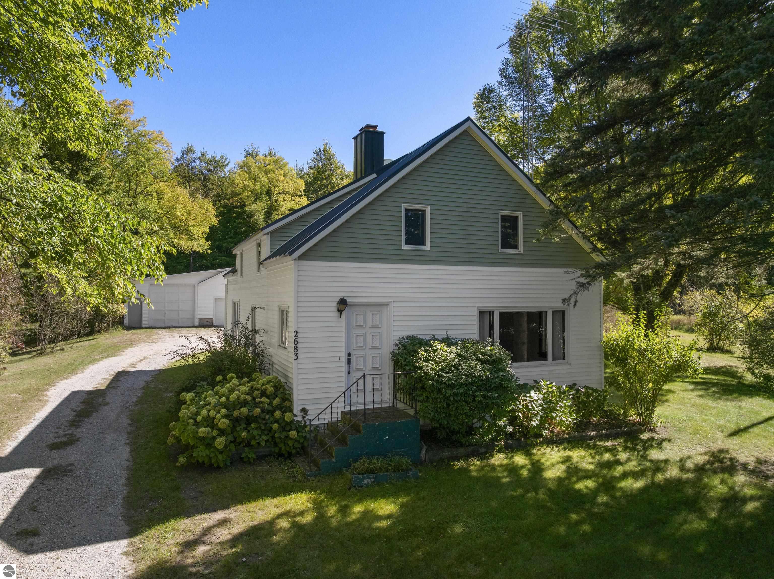 2683 Forrest Road