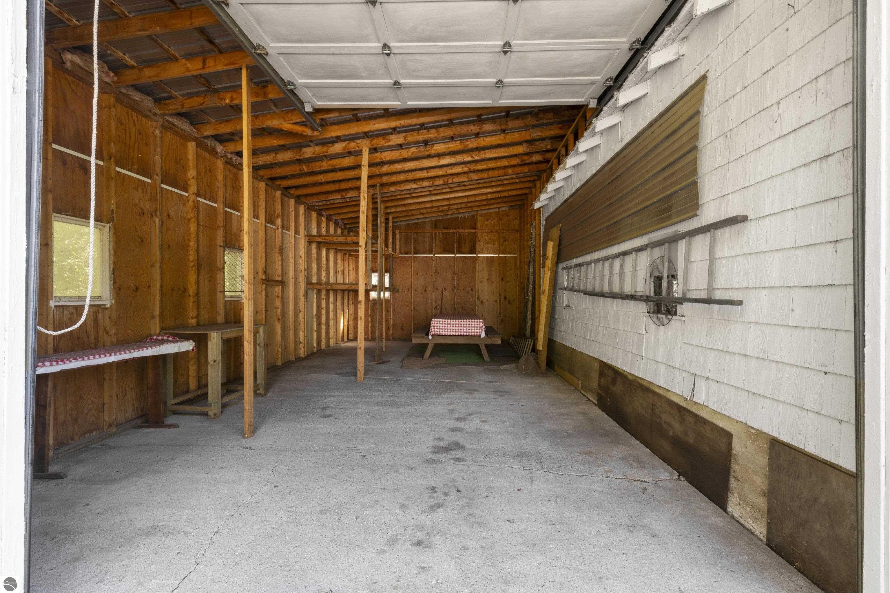 2683 Forrest Road
