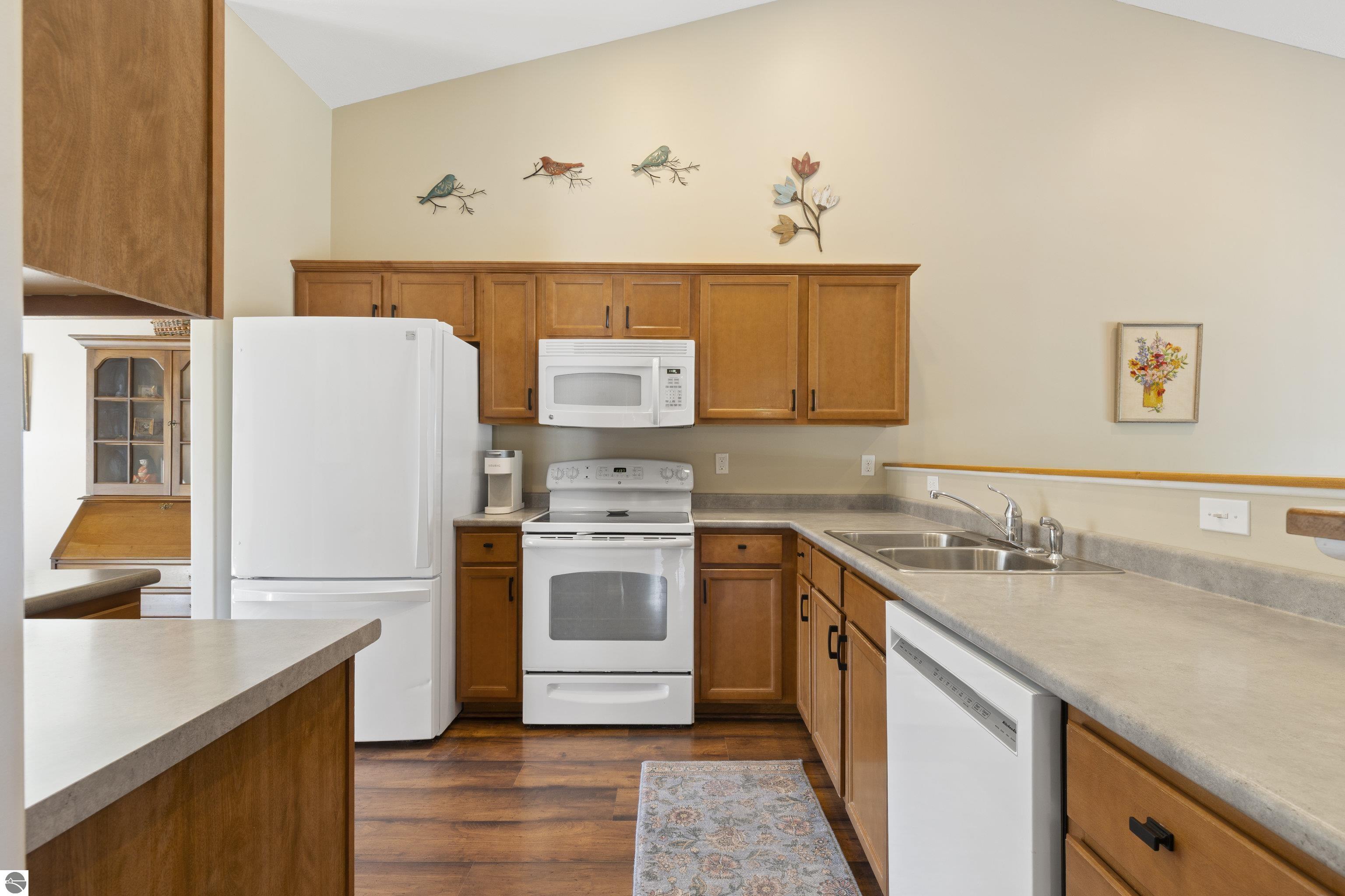 6563 MacDonald Road # 8 Unit: #8