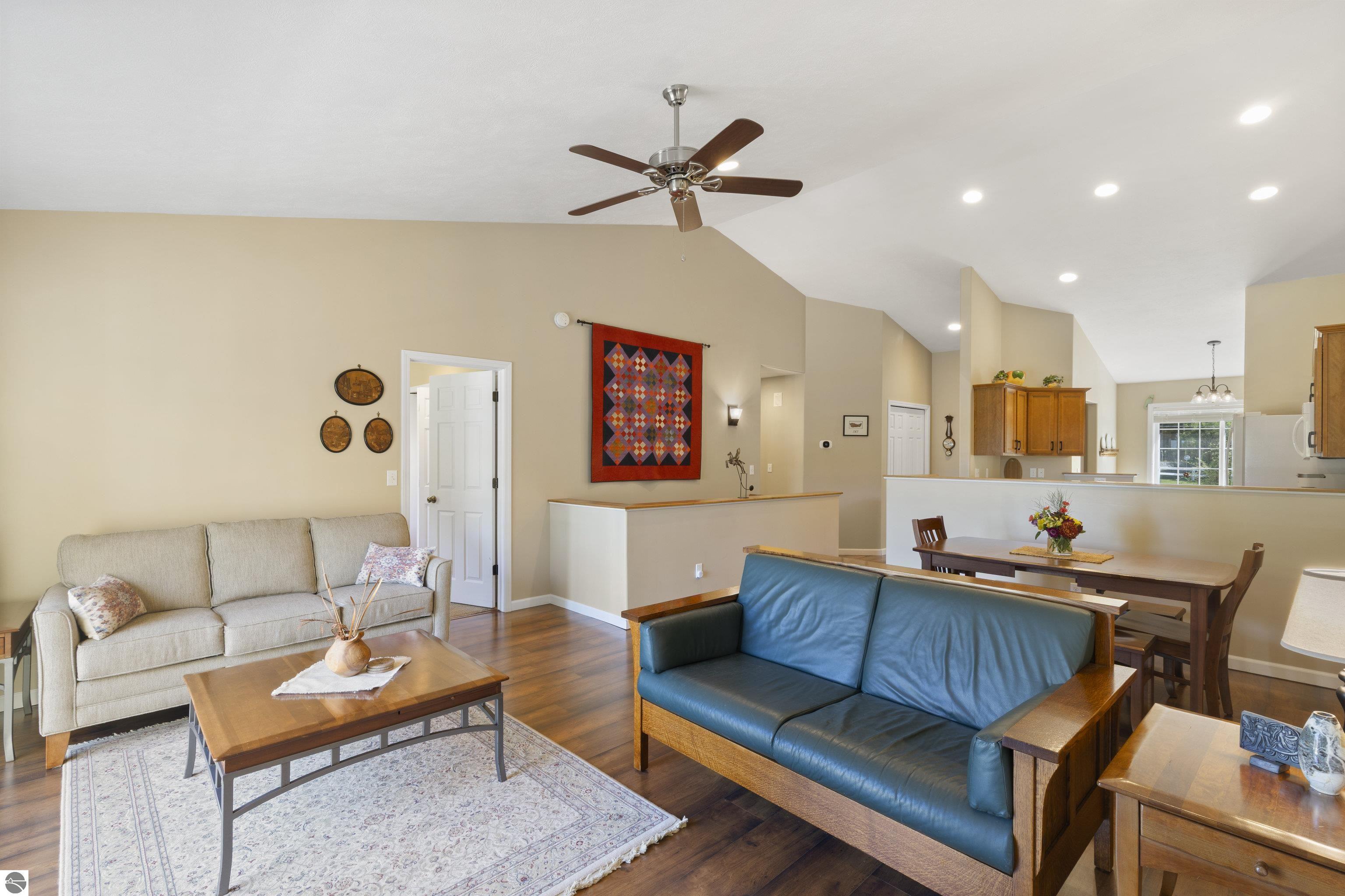 6563 MacDonald Road # 8 Unit: #8