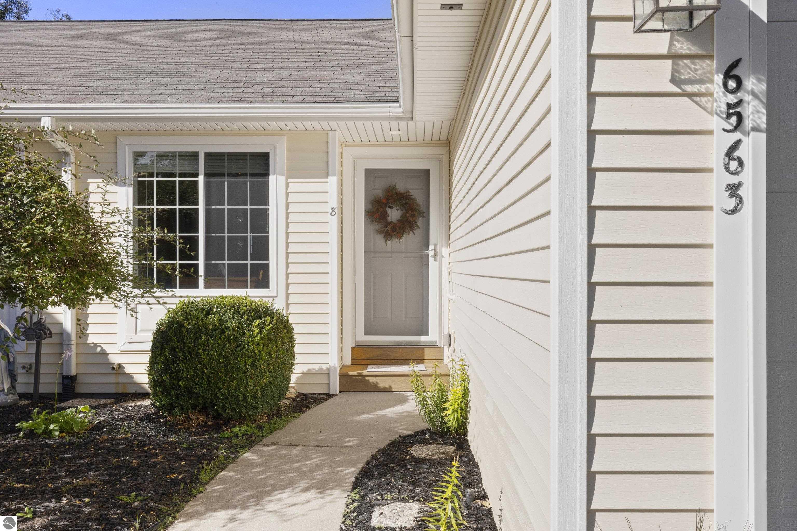 6563 MacDonald Road # 8 Unit: #8