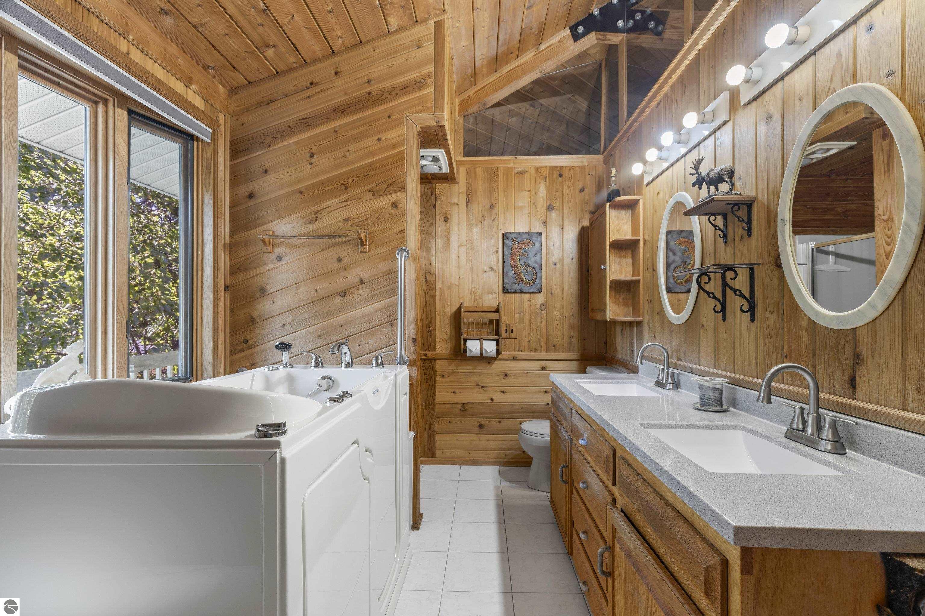 3810 Deer Ridge Trail