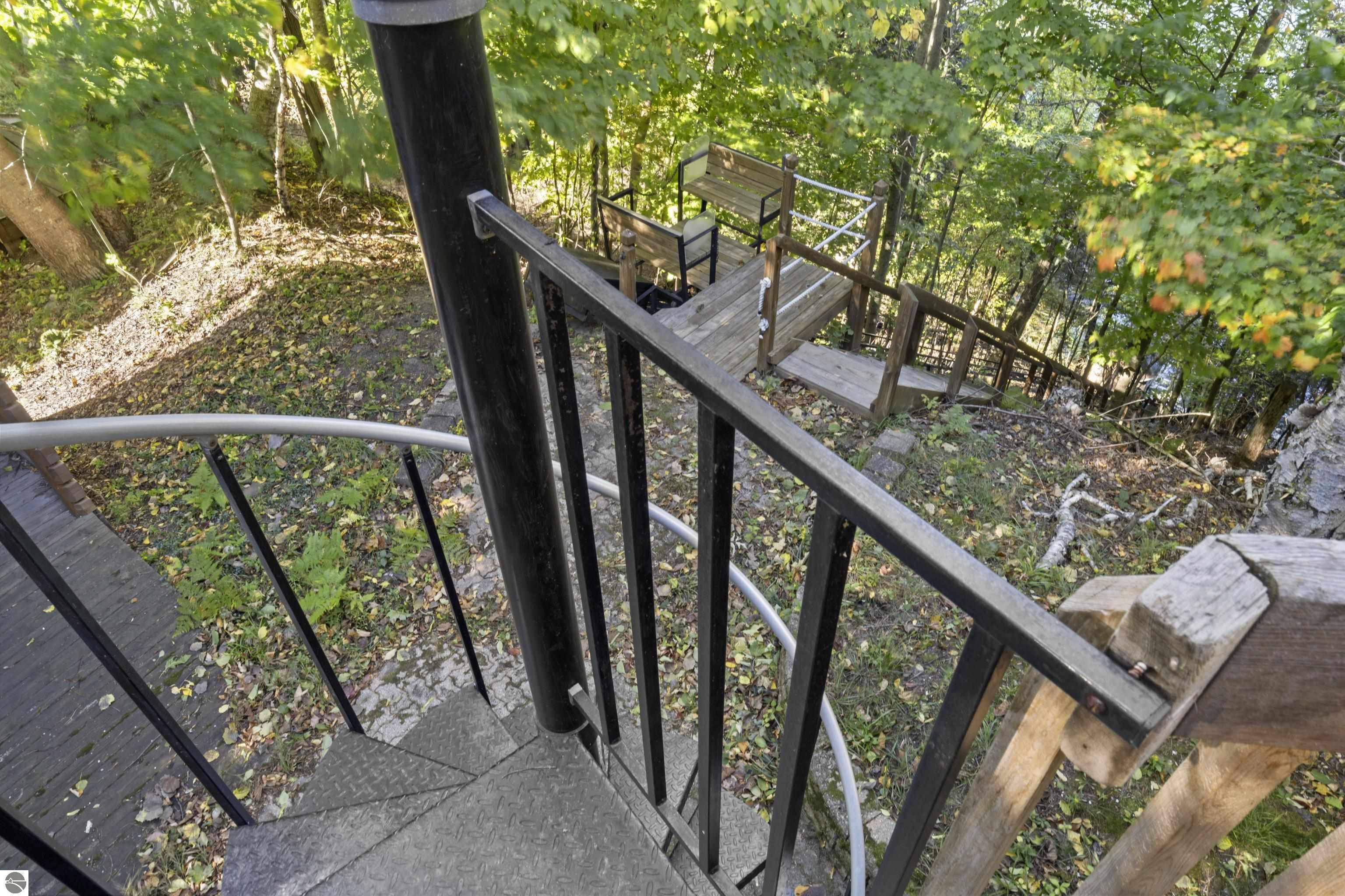 3810 Deer Ridge Trail