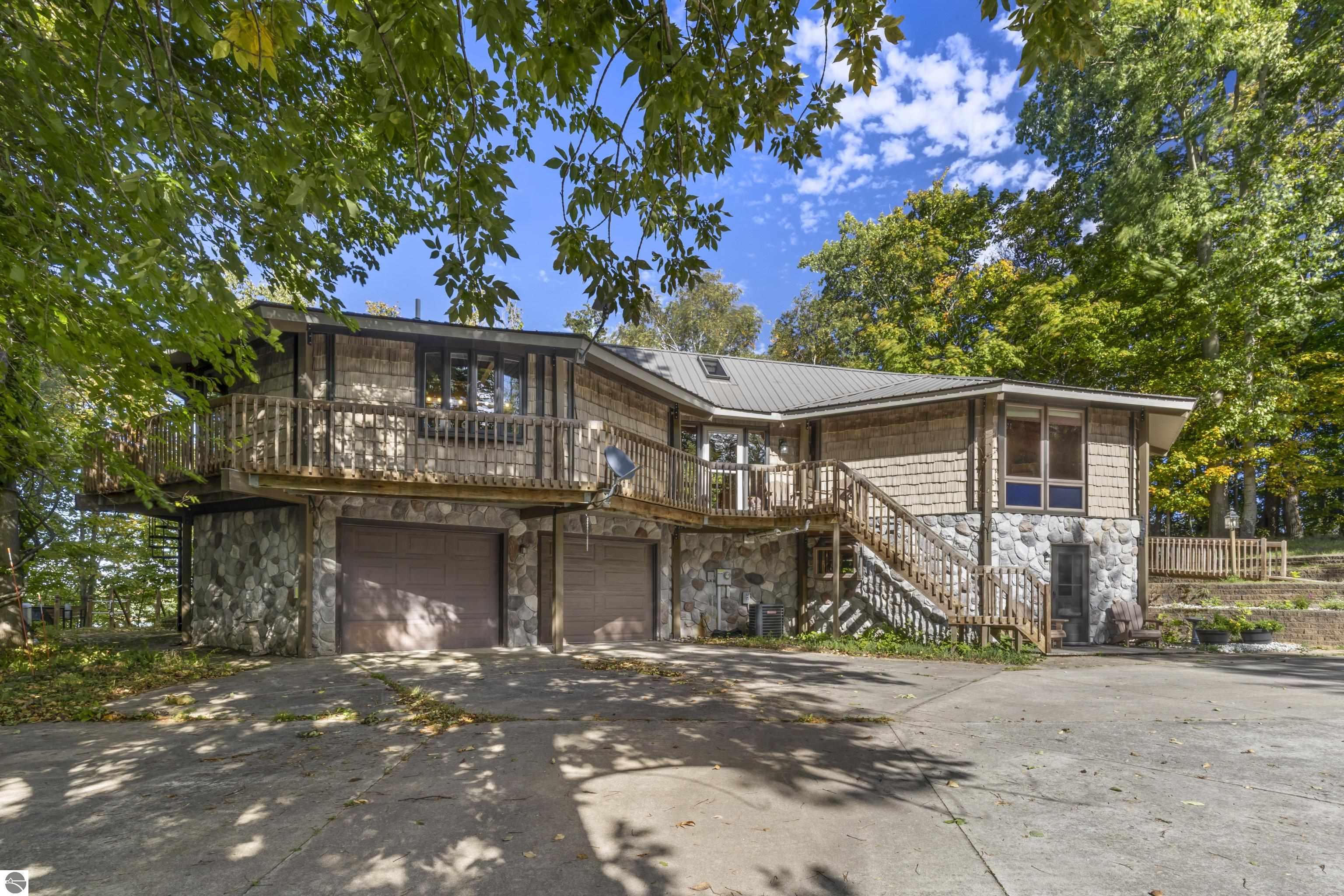 3810 Deer Ridge Trail