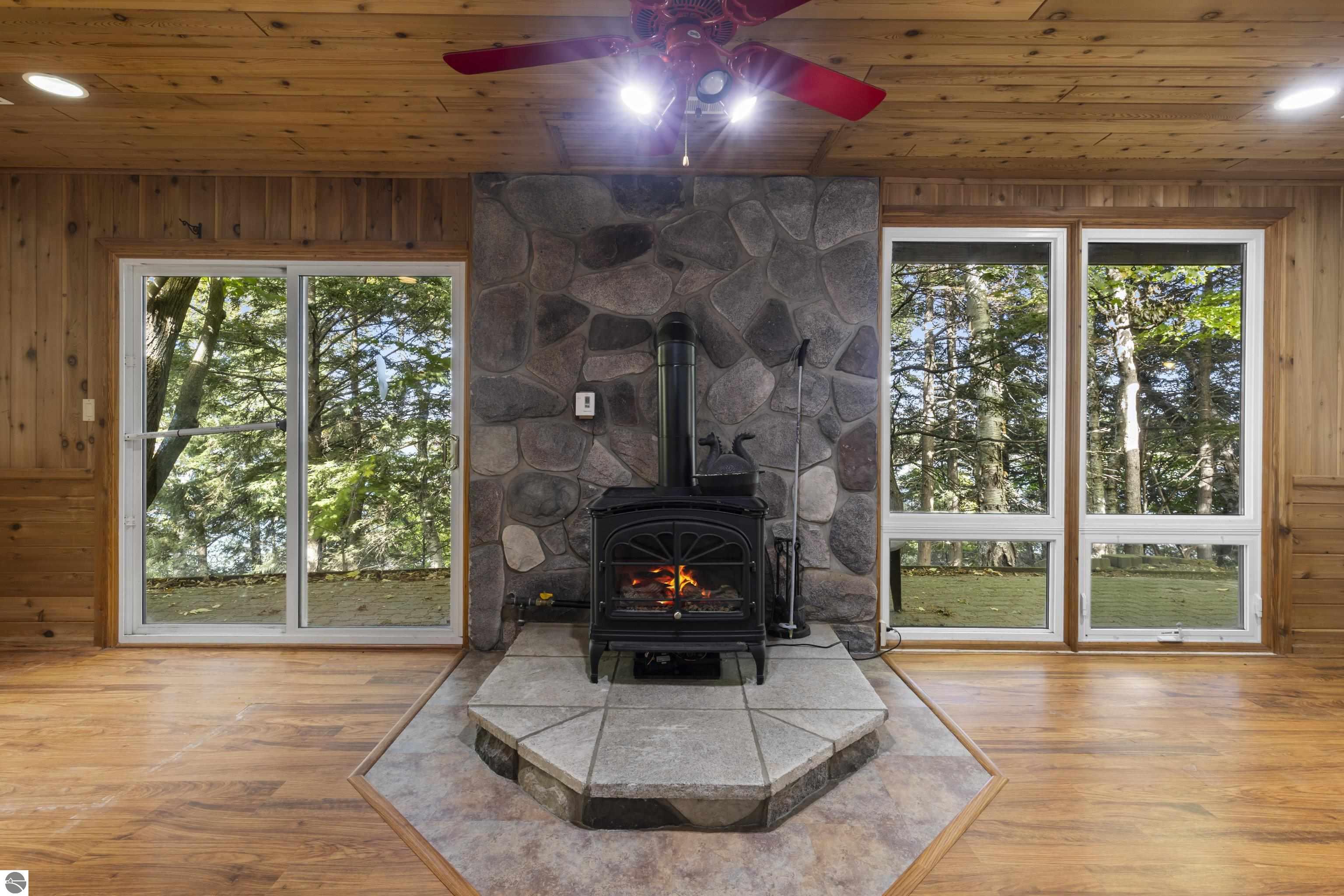 3810 Deer Ridge Trail
