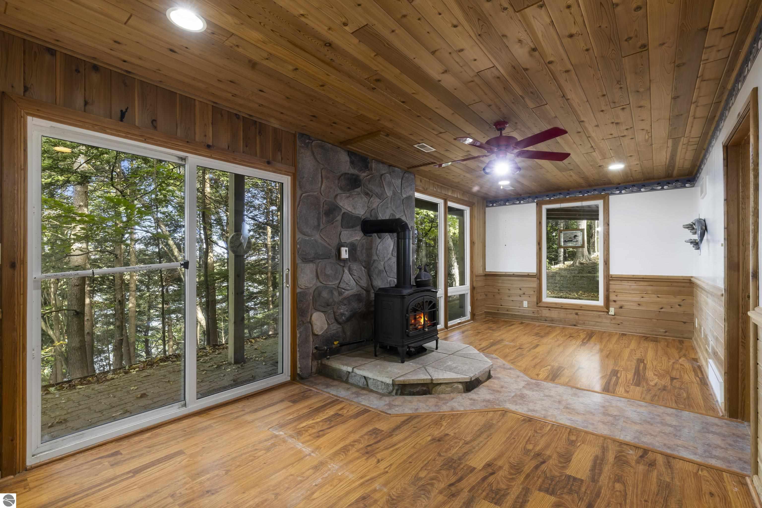 3810 Deer Ridge Trail