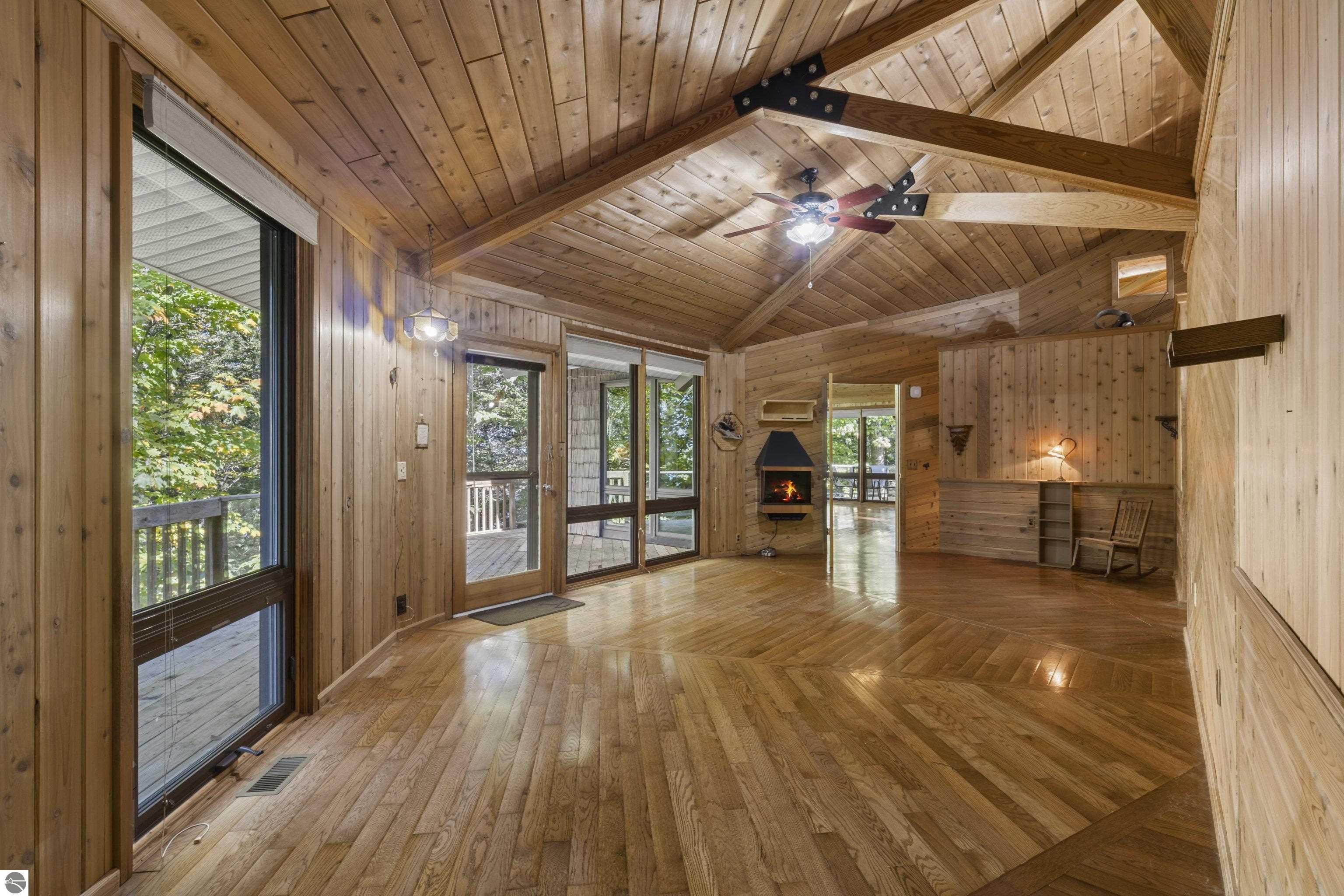 3810 Deer Ridge Trail