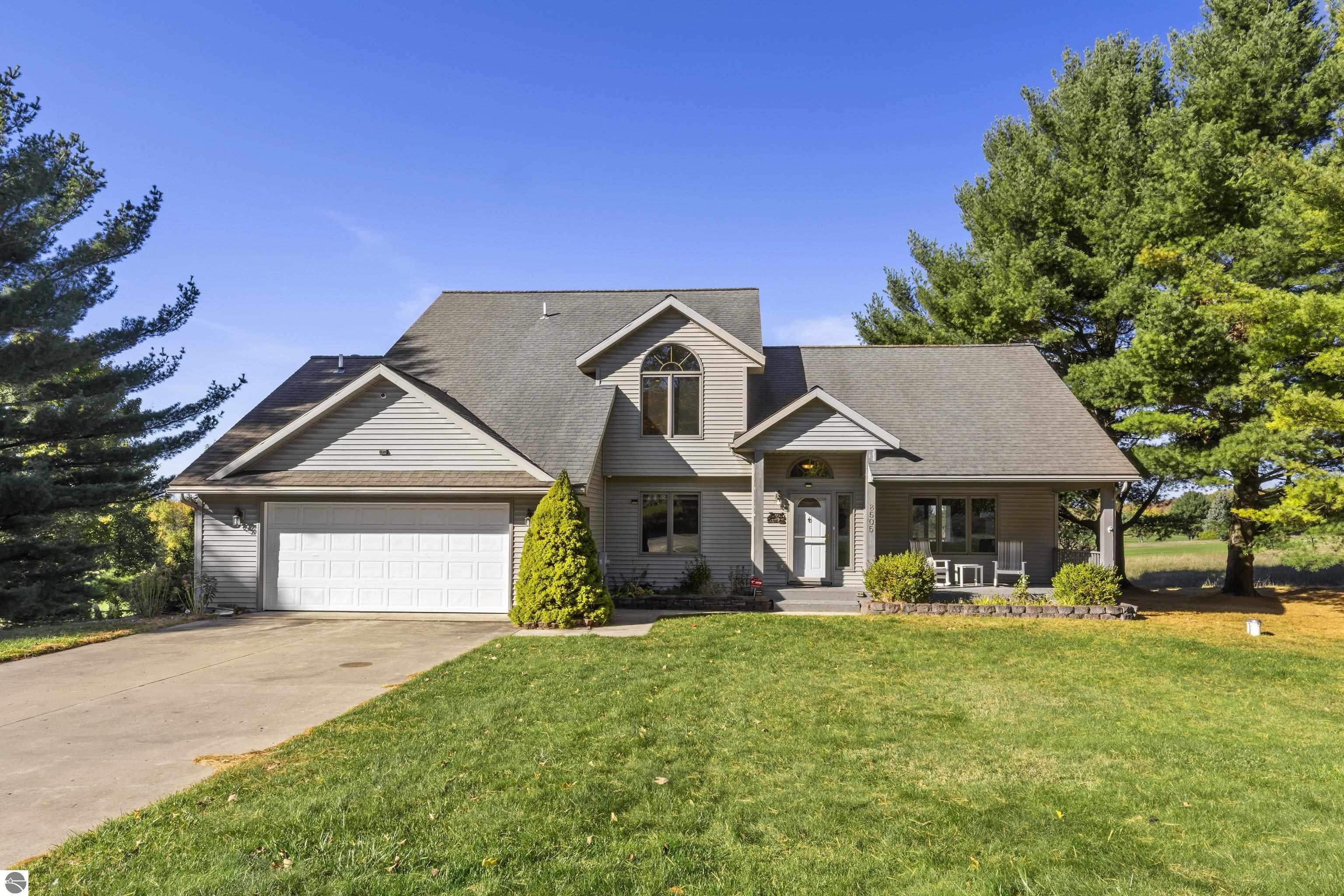 8505 Fairway Drive