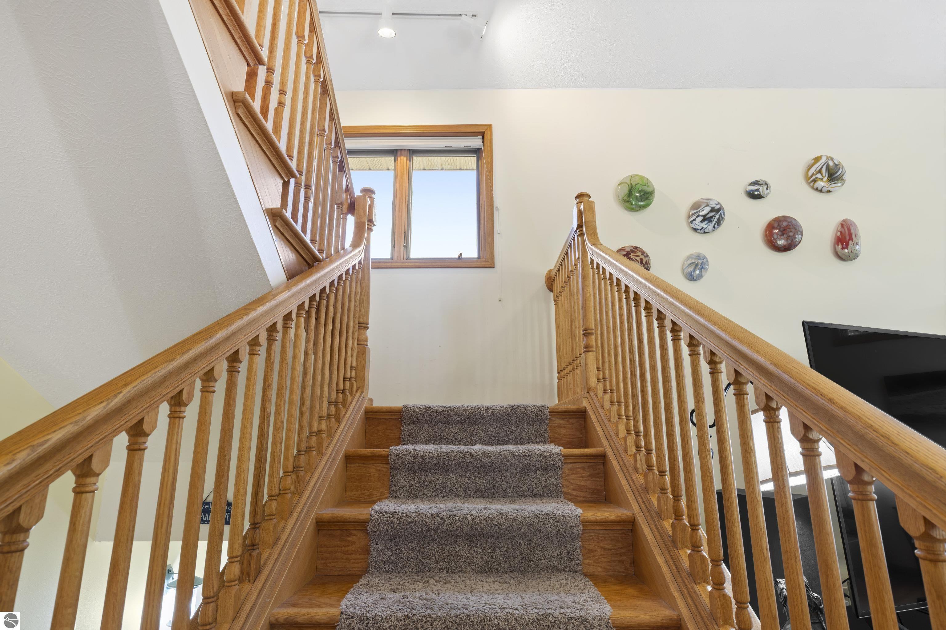 8505 Fairway Drive