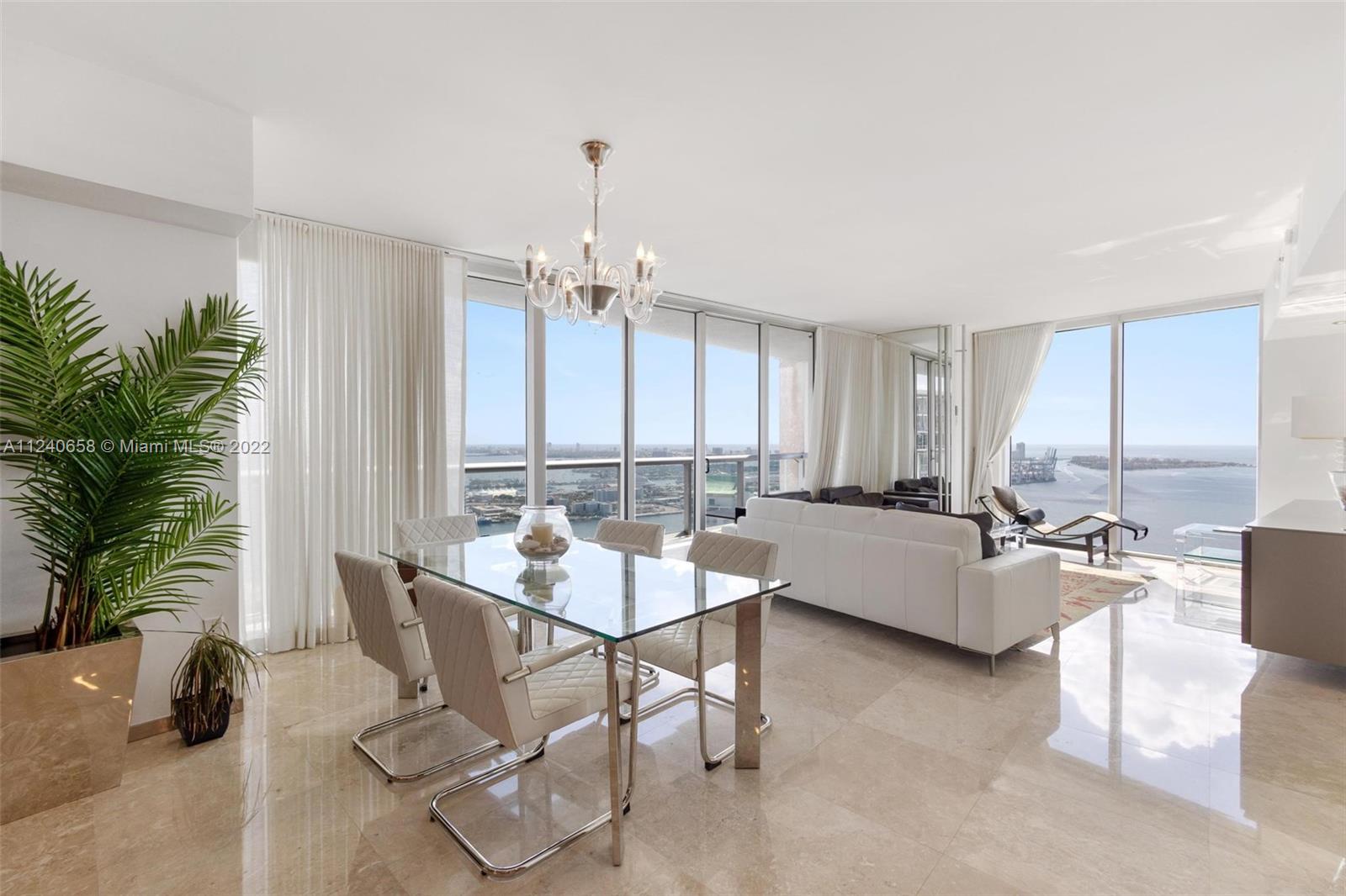 495 Brickell Ave # 5302