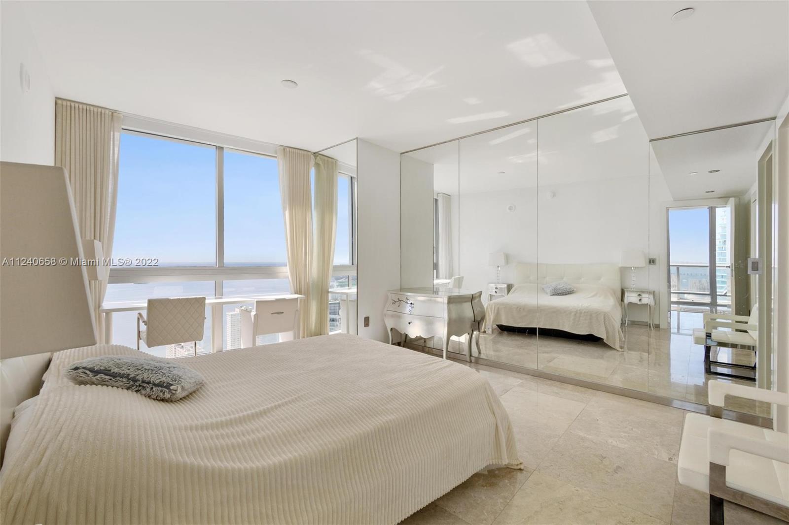 495 Brickell Ave # 5302