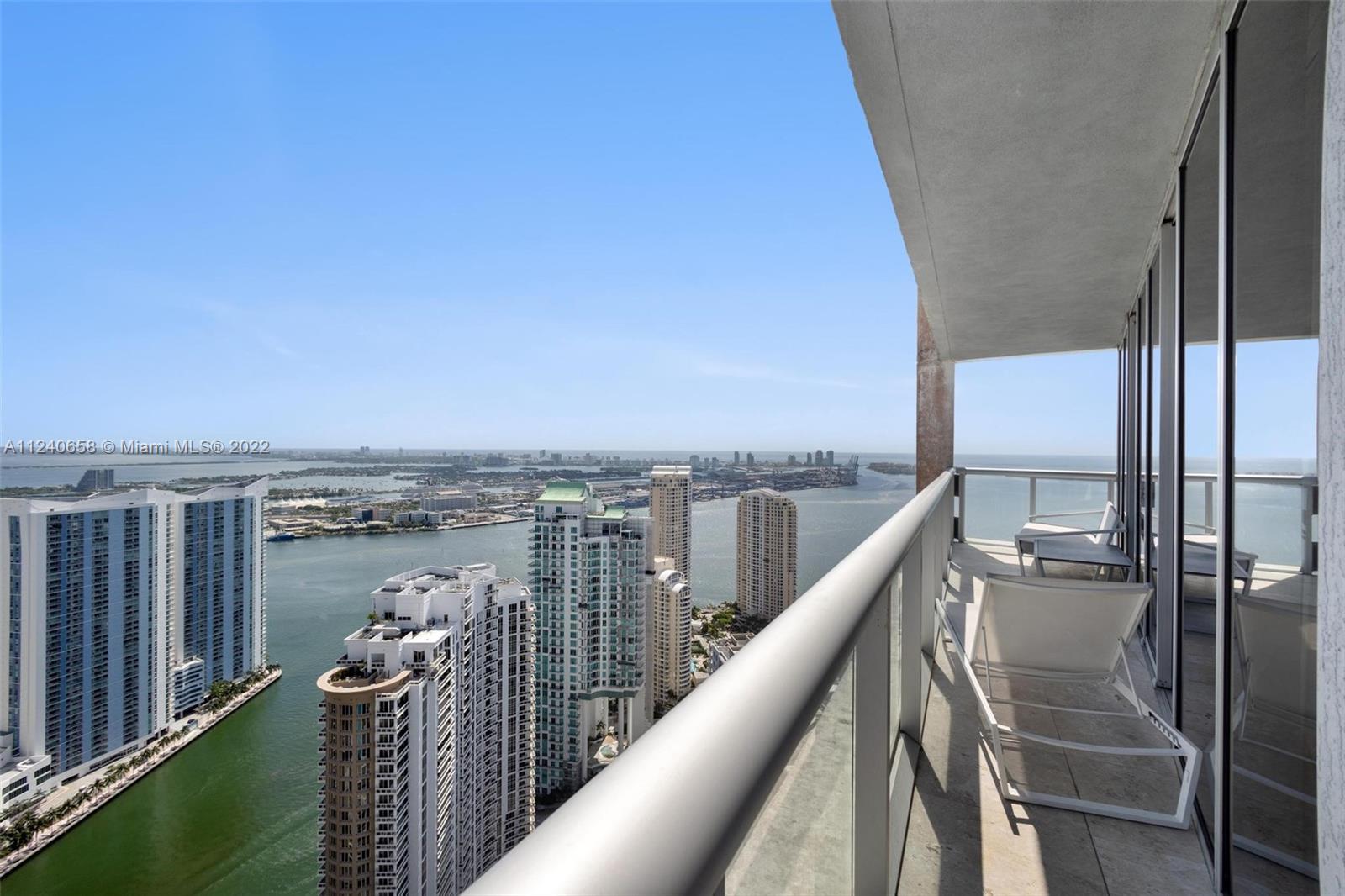 495 Brickell Ave # 5302