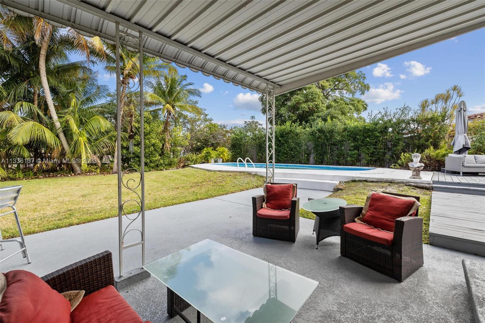 293 S Biscayne River Dr