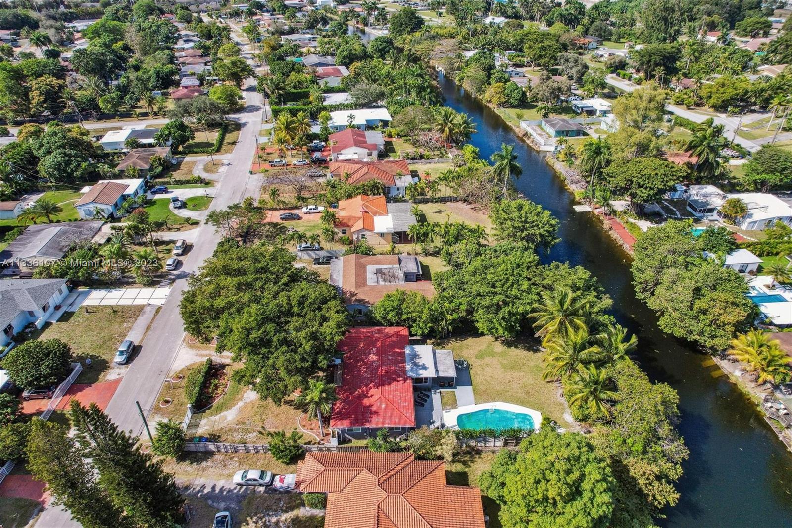 293 S Biscayne River Dr
