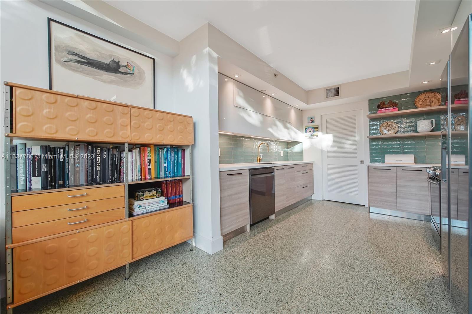 245 Michigan Ave # 5 Unit: LG-5