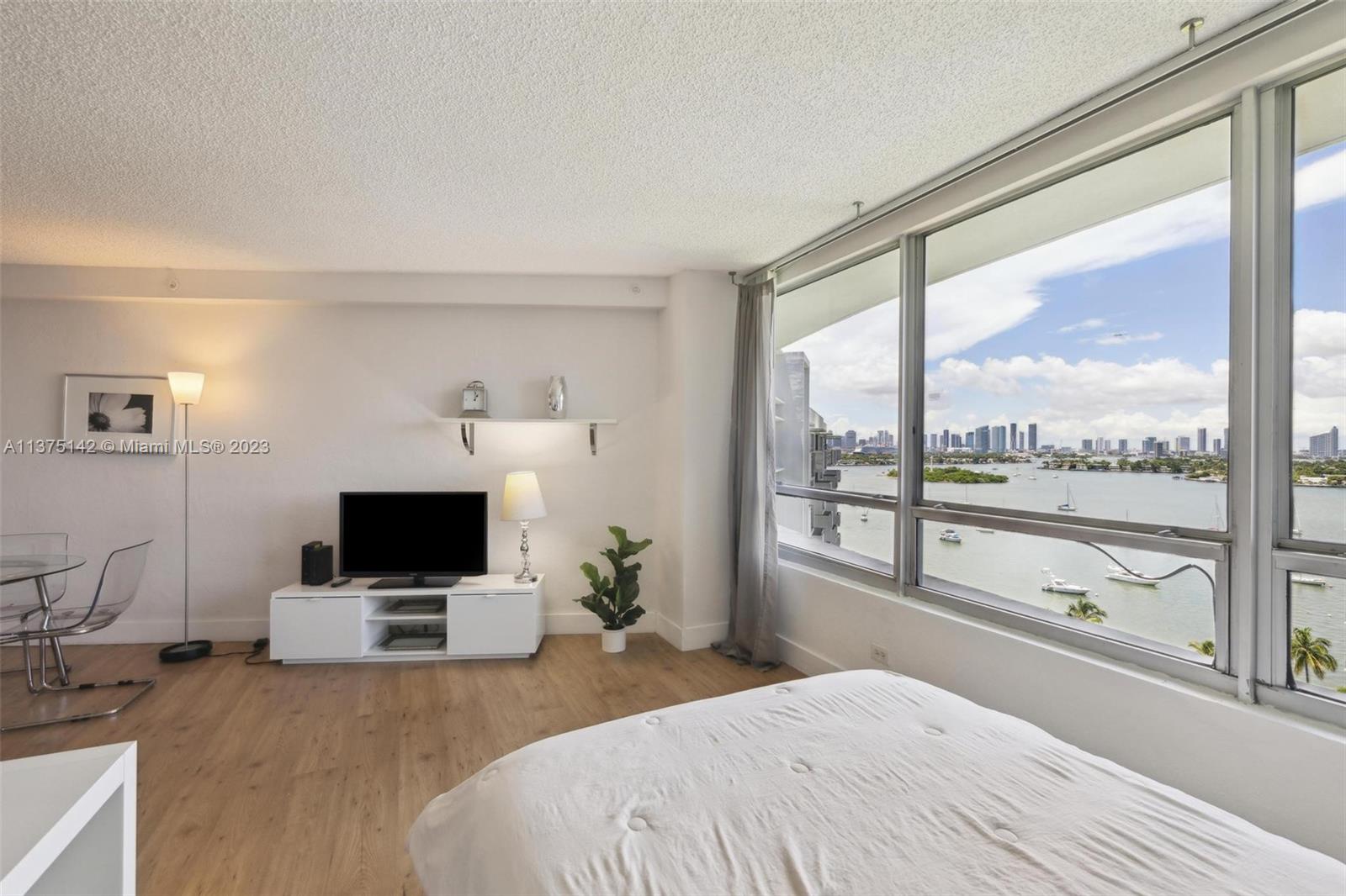1500 Bay Rd # 1556S