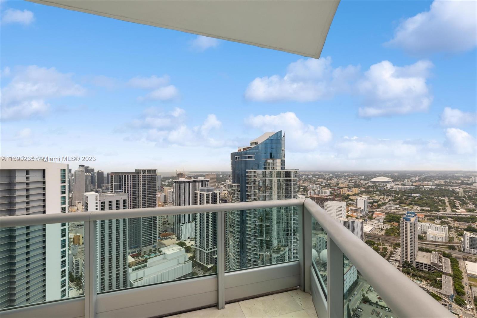 900 Biscayne Blvd # 6009 Unit: PH-6009